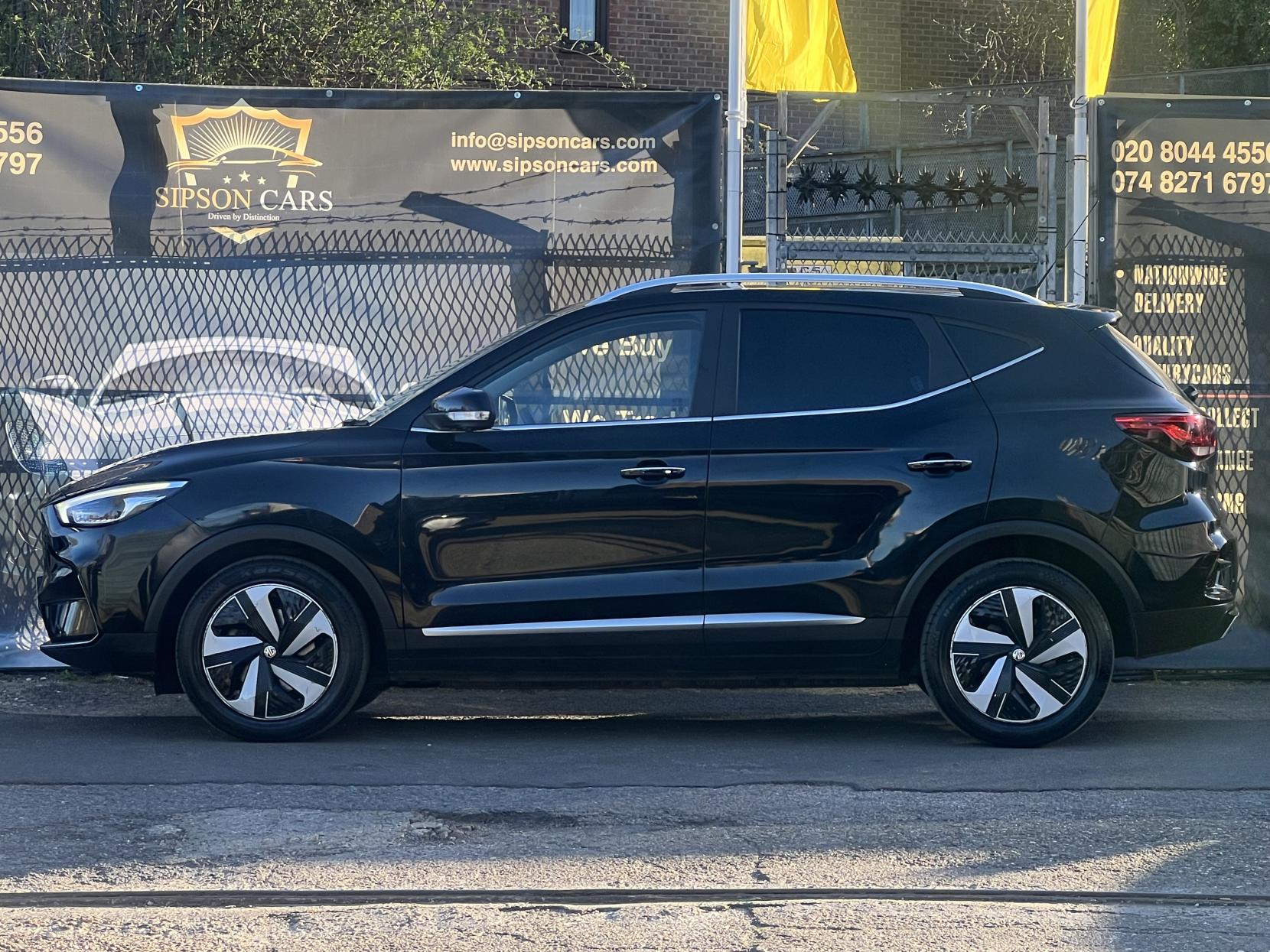 MG MG ZS 72.6kWh Trophy Long Range SUV 5dr Electric Auto (156 ps)