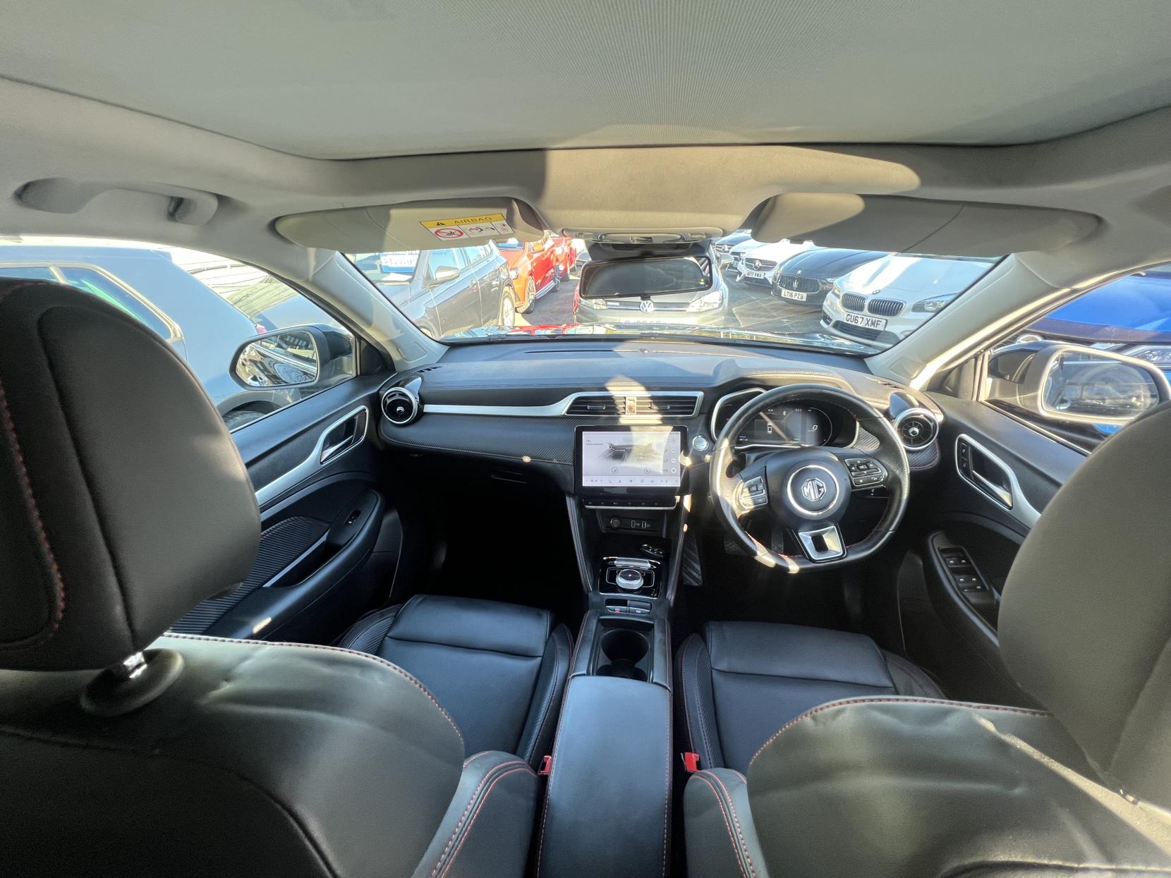 MG MG ZS 72.6kWh Trophy Long Range SUV 5dr Electric Auto (156 ps)