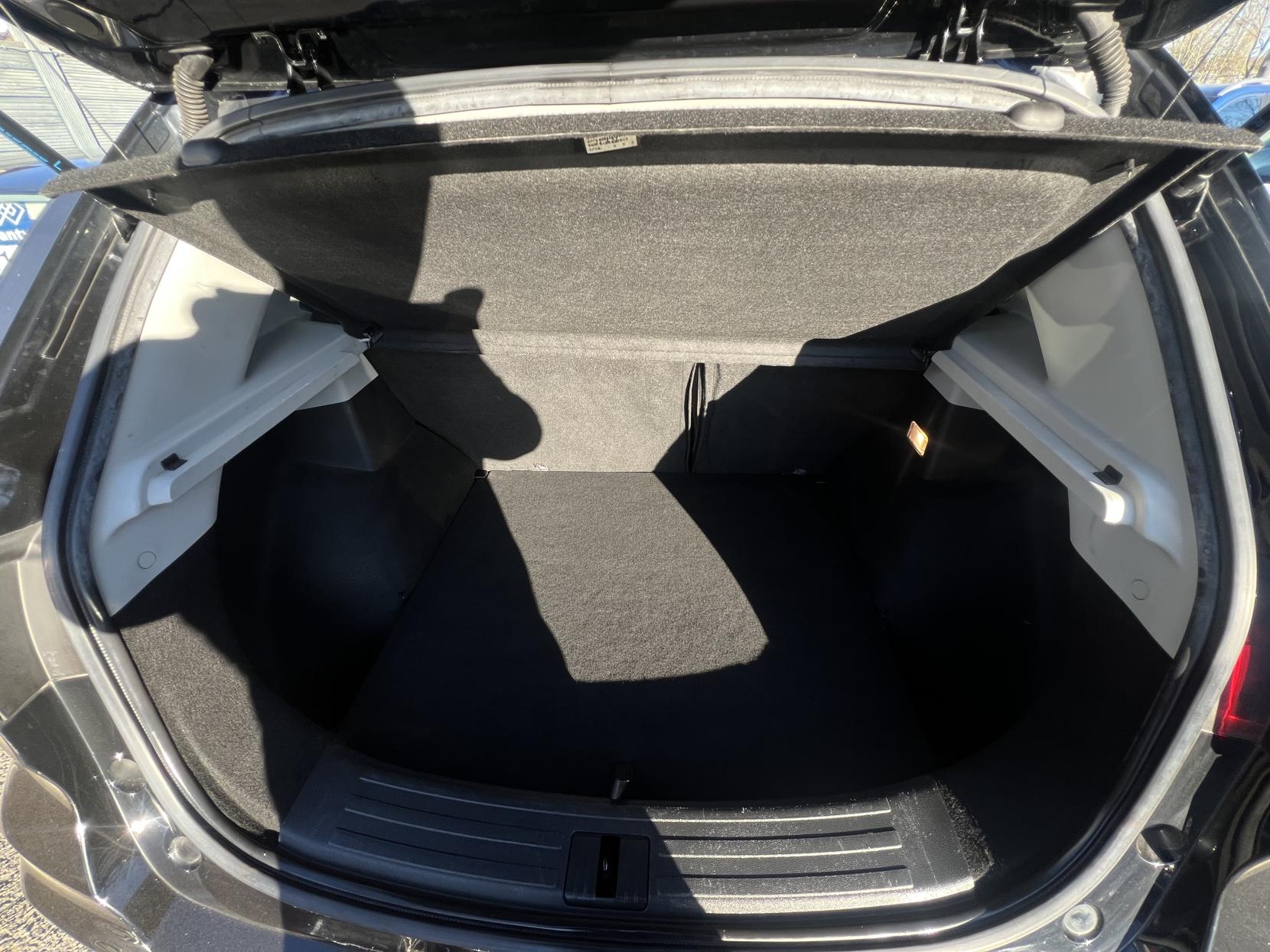 MG MG ZS 72.6kWh Trophy Long Range SUV 5dr Electric Auto (156 ps)