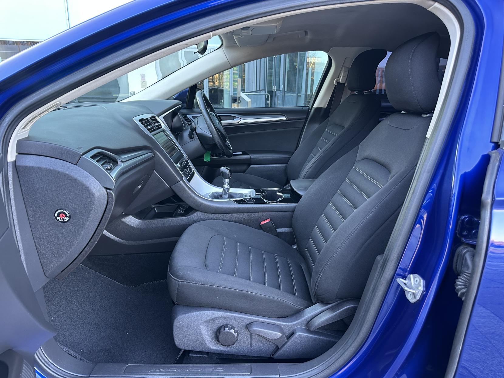 Ford Mondeo 1.5T EcoBoost Zetec Hatchback 5dr Petrol Manual Euro 6 (s/s) (160 ps)