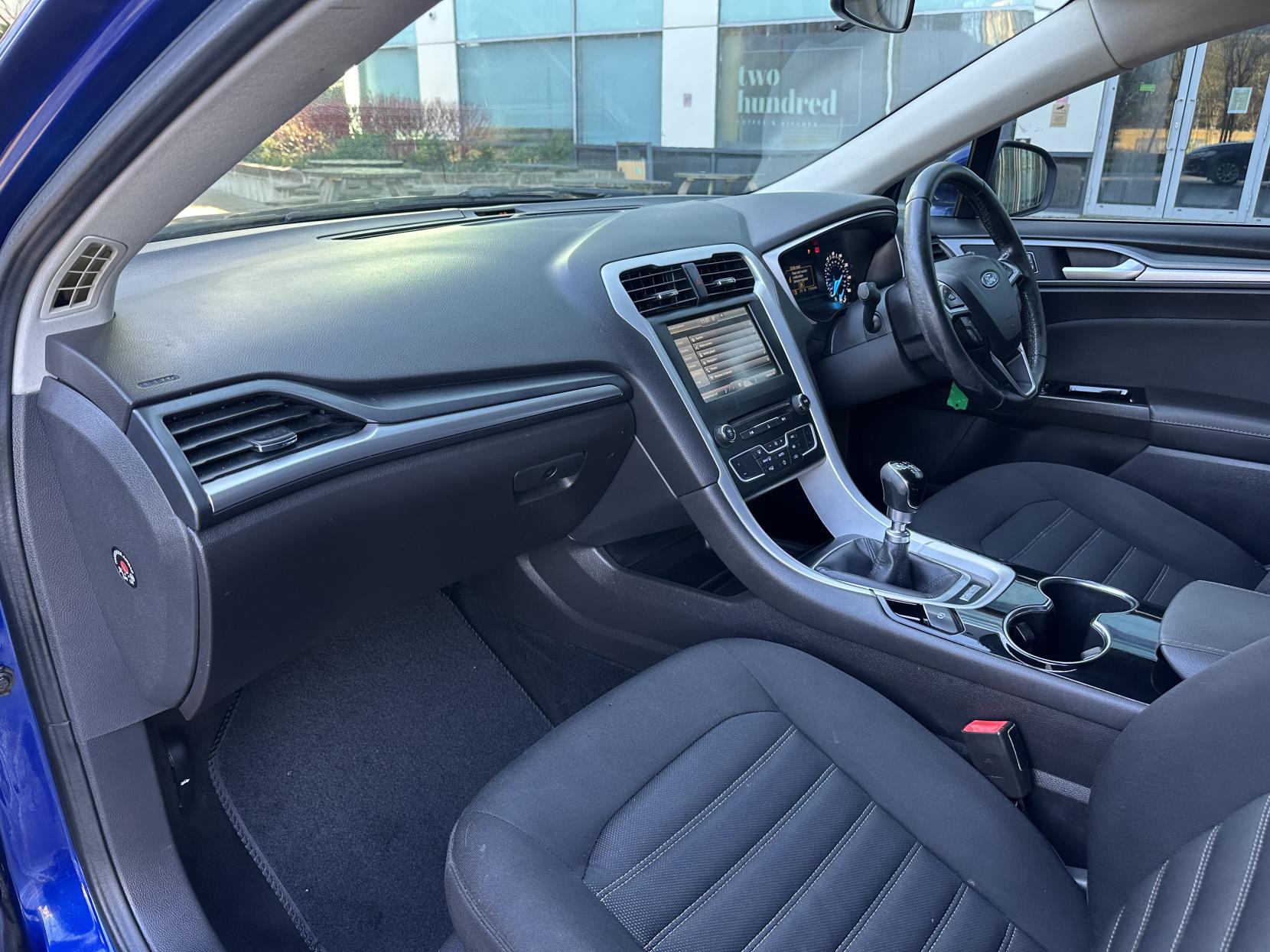 Ford Mondeo 1.5T EcoBoost Zetec Hatchback 5dr Petrol Manual Euro 6 (s/s) (160 ps)