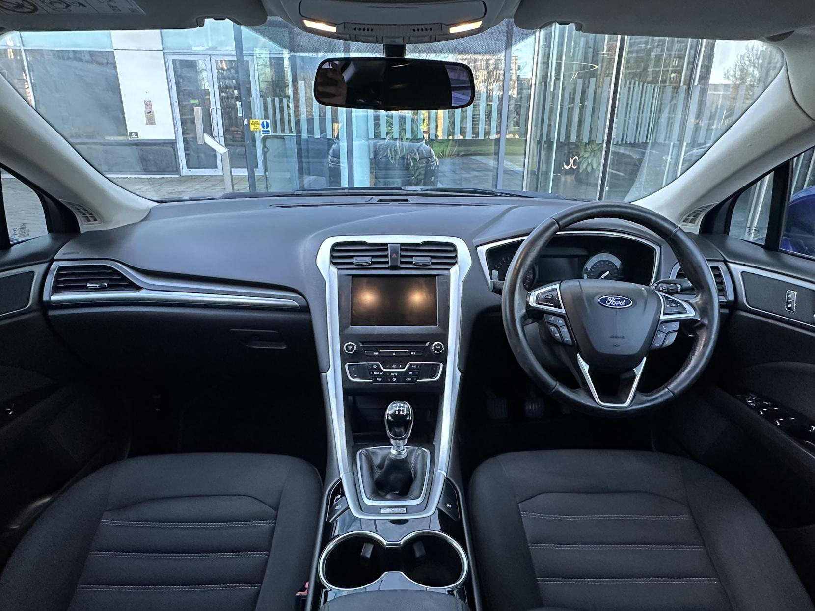 Ford Mondeo 1.5T EcoBoost Zetec Hatchback 5dr Petrol Manual Euro 6 (s/s) (160 ps)