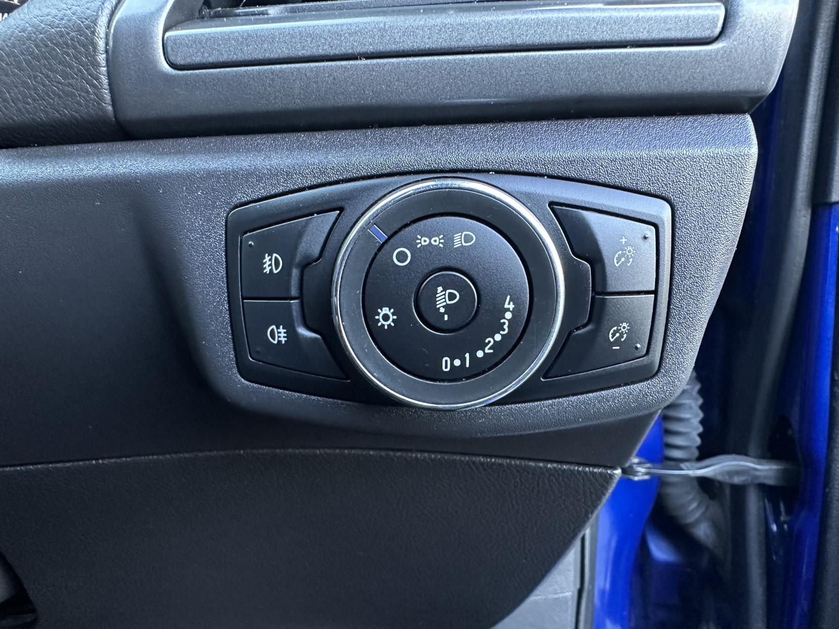 Ford Mondeo 1.5T EcoBoost Zetec Hatchback 5dr Petrol Manual Euro 6 (s/s) (160 ps)