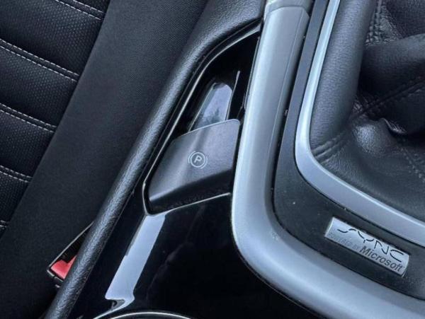 Ford Mondeo 1.5T EcoBoost Zetec Hatchback 5dr Petrol Manual Euro 6 (s/s) (160 ps)