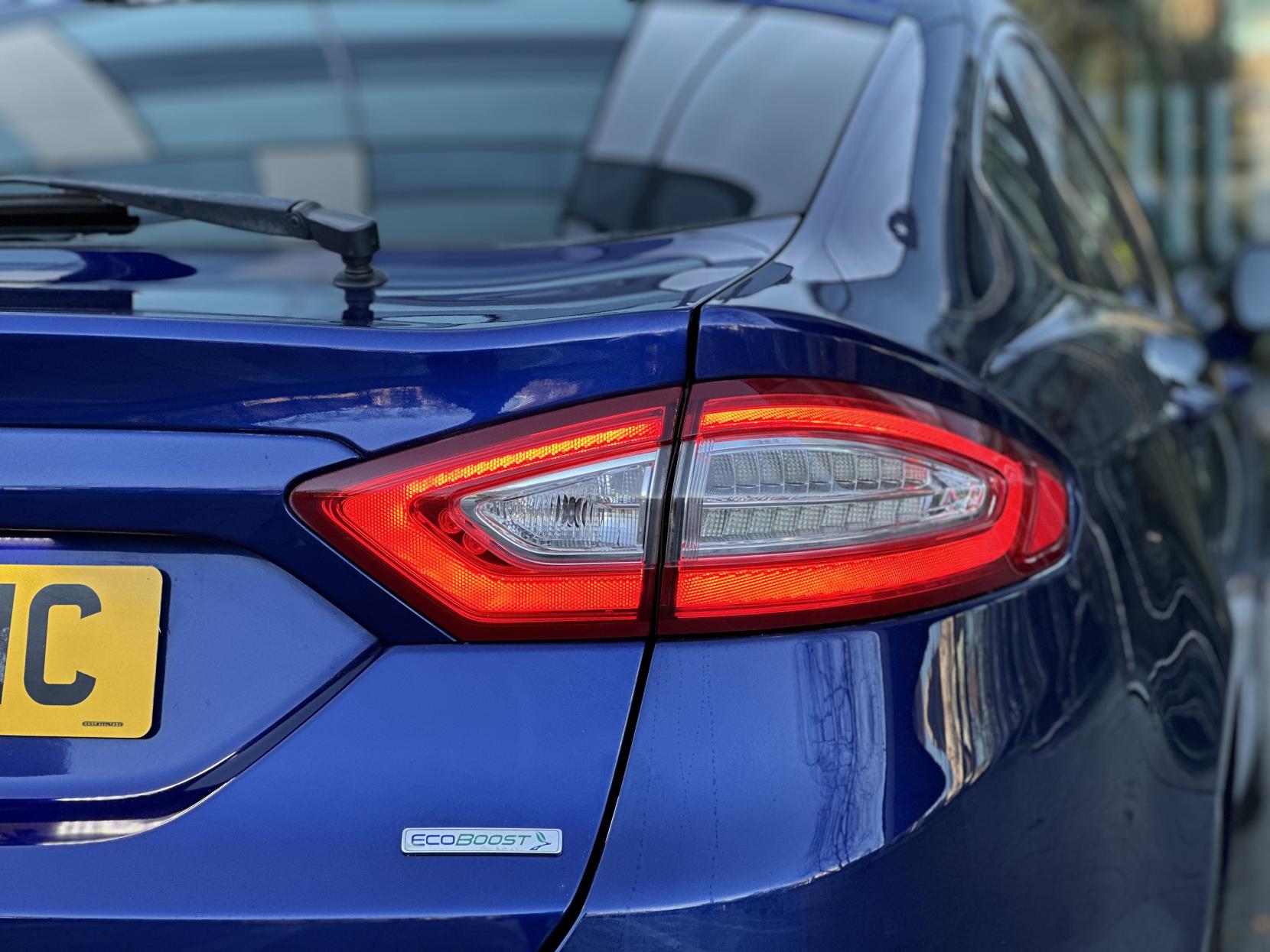 Ford Mondeo 1.5T EcoBoost Zetec Hatchback 5dr Petrol Manual Euro 6 (s/s) (160 ps)