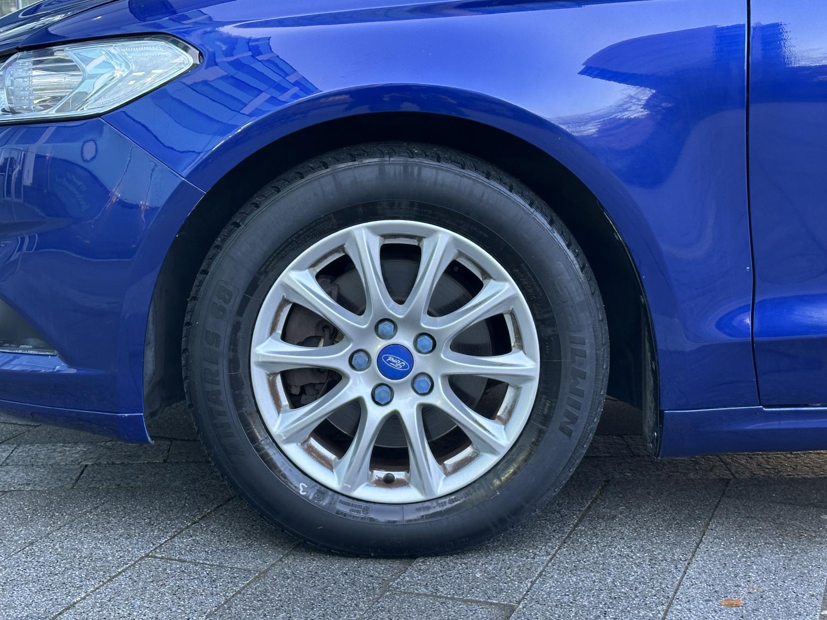 Ford Mondeo 1.5T EcoBoost Zetec Hatchback 5dr Petrol Manual Euro 6 (s/s) (160 ps)