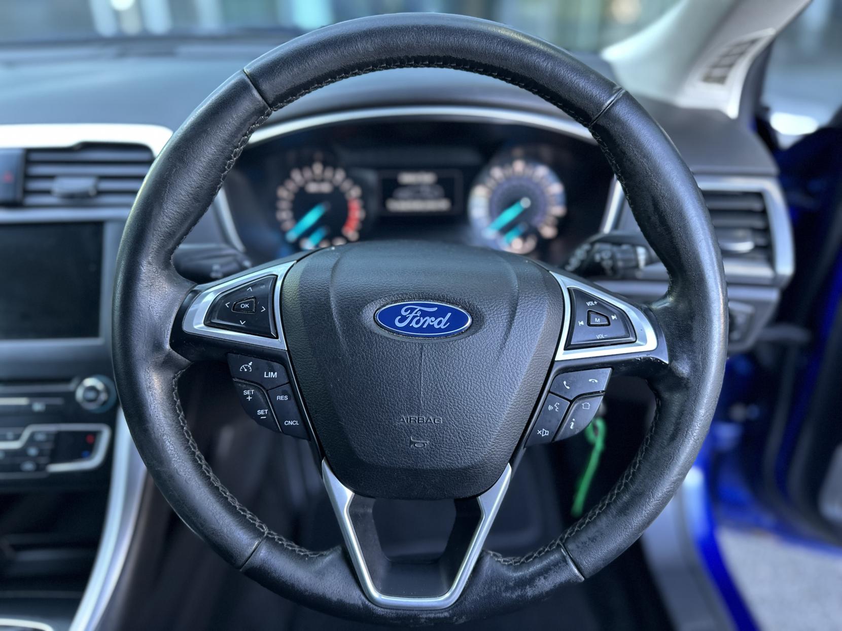 Ford Mondeo 1.5T EcoBoost Zetec Hatchback 5dr Petrol Manual Euro 6 (s/s) (160 ps)