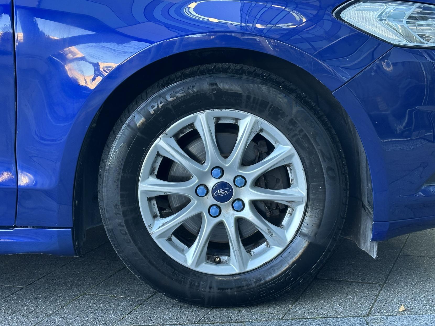 Ford Mondeo 1.5T EcoBoost Zetec Hatchback 5dr Petrol Manual Euro 6 (s/s) (160 ps)