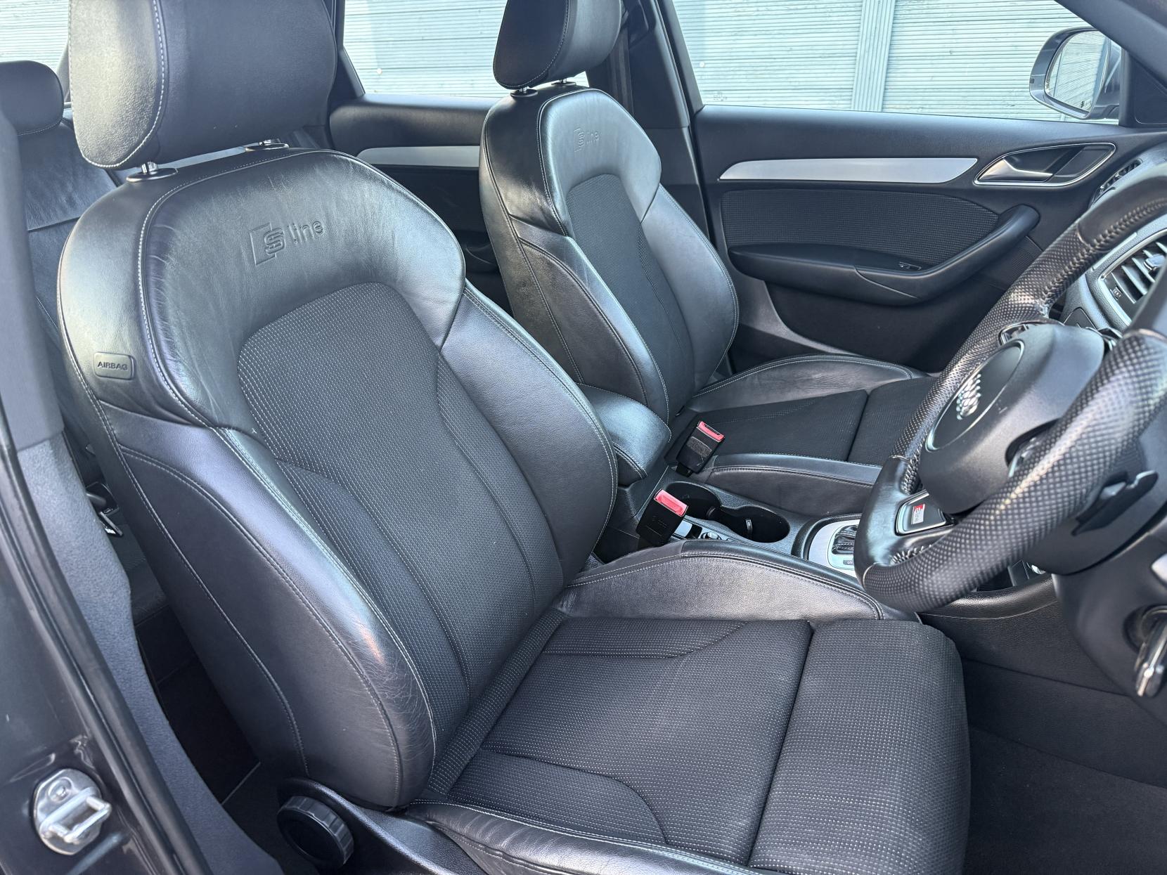 Audi Q3 2.0 TFSI S line SUV 5dr Petrol S Tronic quattro Euro 5 (s/s) (170 ps)