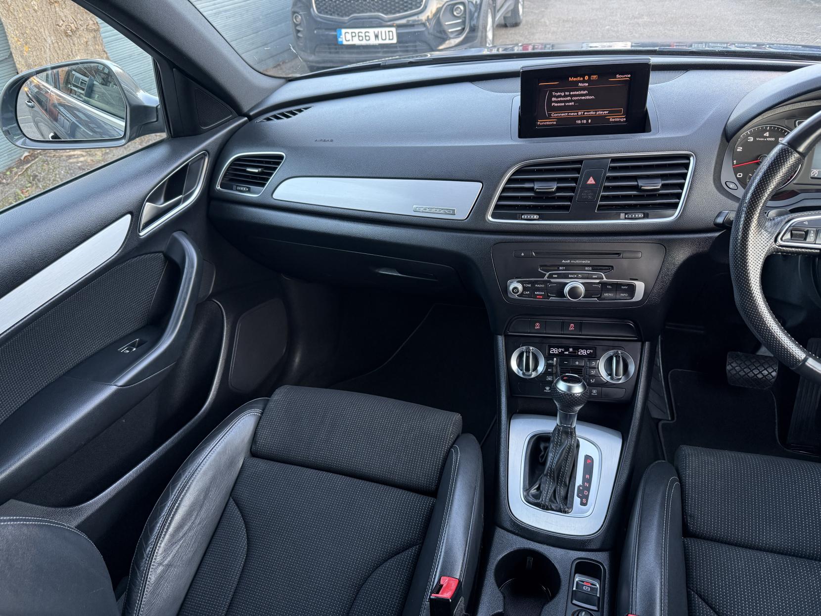 Audi Q3 2.0 TFSI S line SUV 5dr Petrol S Tronic quattro Euro 5 (s/s) (170 ps)