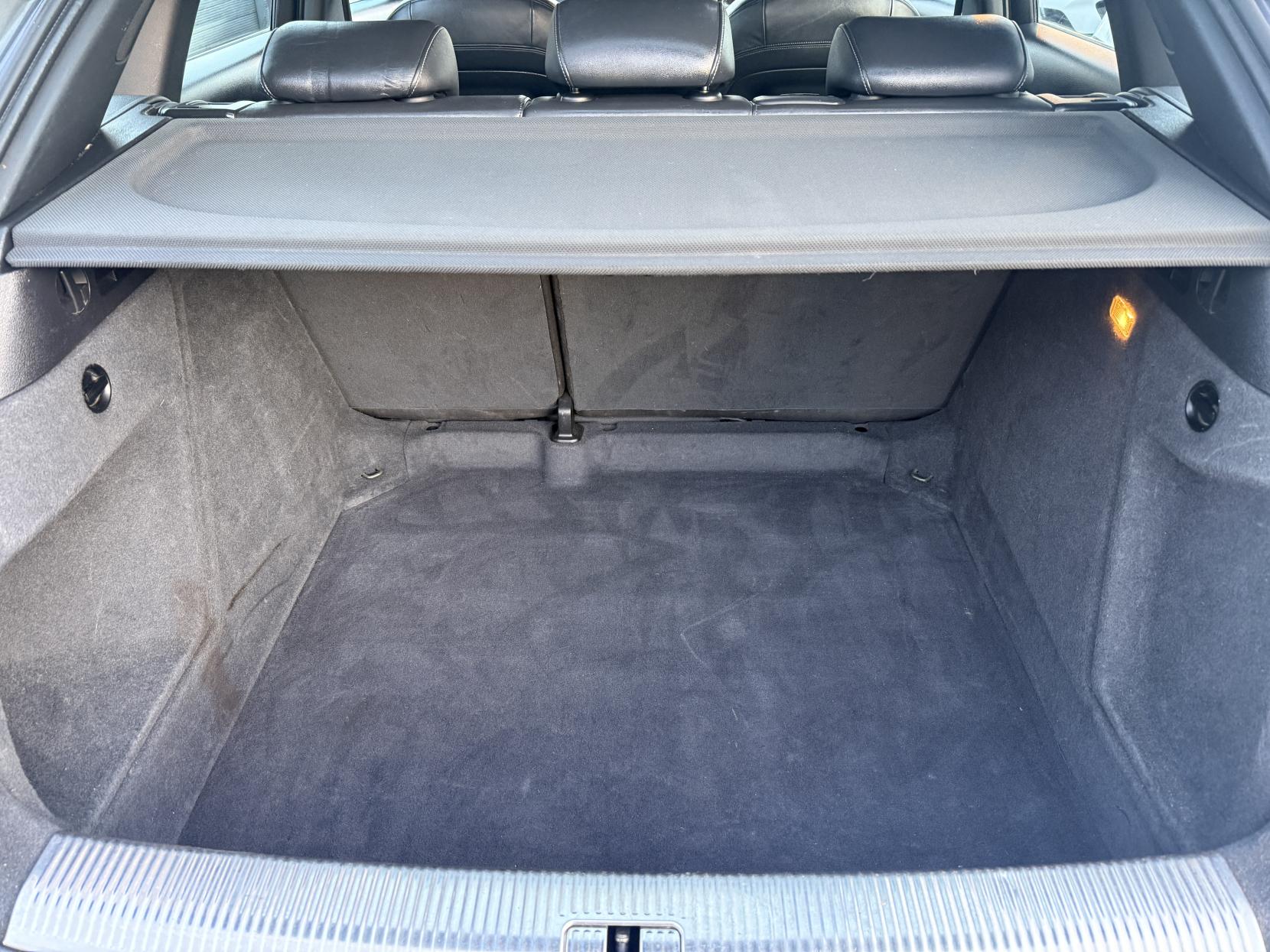 Audi Q3 2.0 TFSI S line SUV 5dr Petrol S Tronic quattro Euro 5 (s/s) (170 ps)