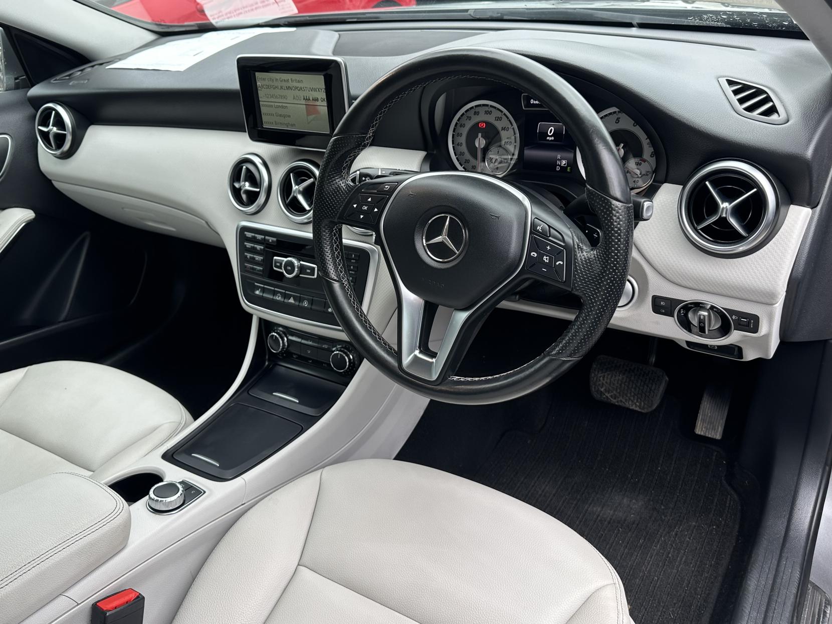 Mercedes-Benz A Class 1.6 A180 Sport Edition Hatchback 5dr Petrol 7G-DCT Euro 6 (s/s) (122 ps)