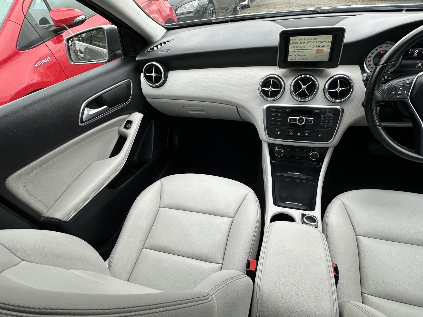 Mercedes-Benz A Class 1.6 A180 Sport Edition Hatchback 5dr Petrol 7G-DCT Euro 6 (s/s) (122 ps)