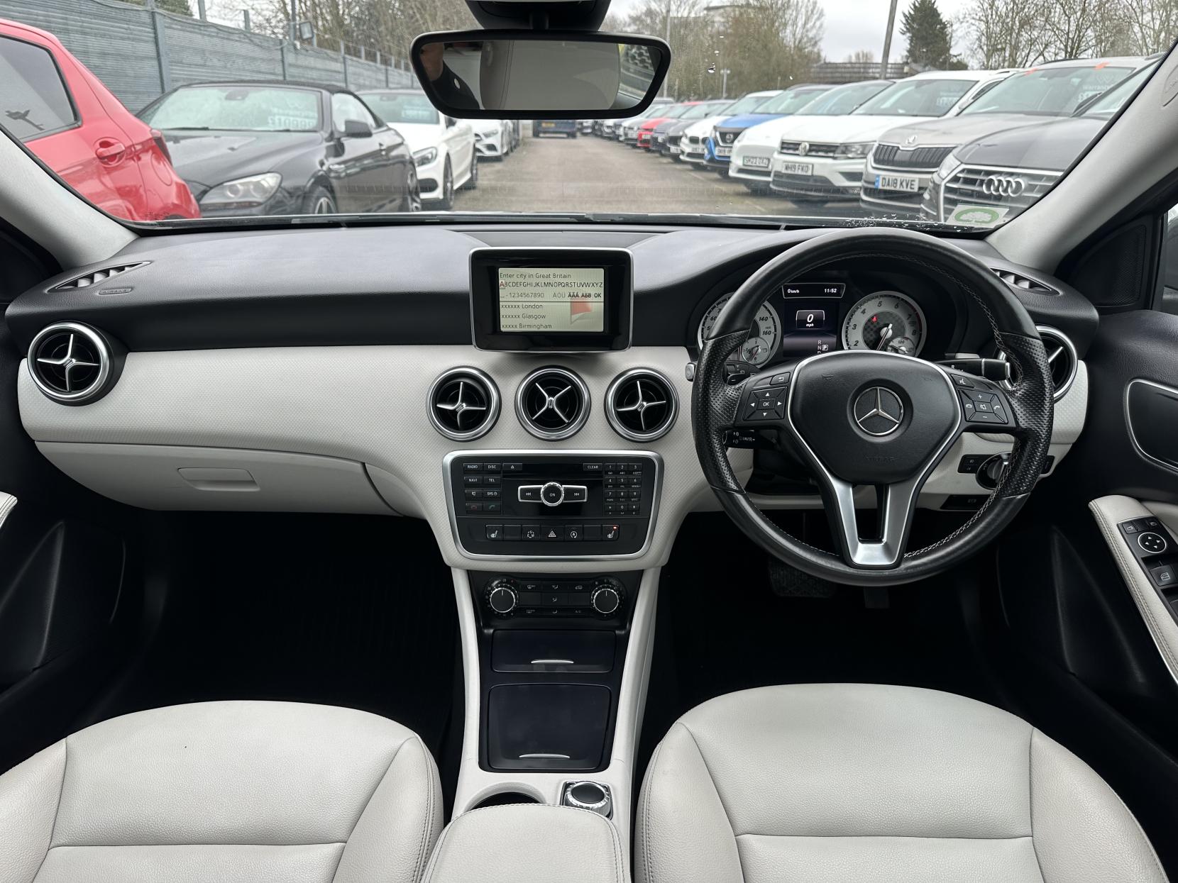 Mercedes-Benz A Class 1.6 A180 Sport Edition Hatchback 5dr Petrol 7G-DCT Euro 6 (s/s) (122 ps)