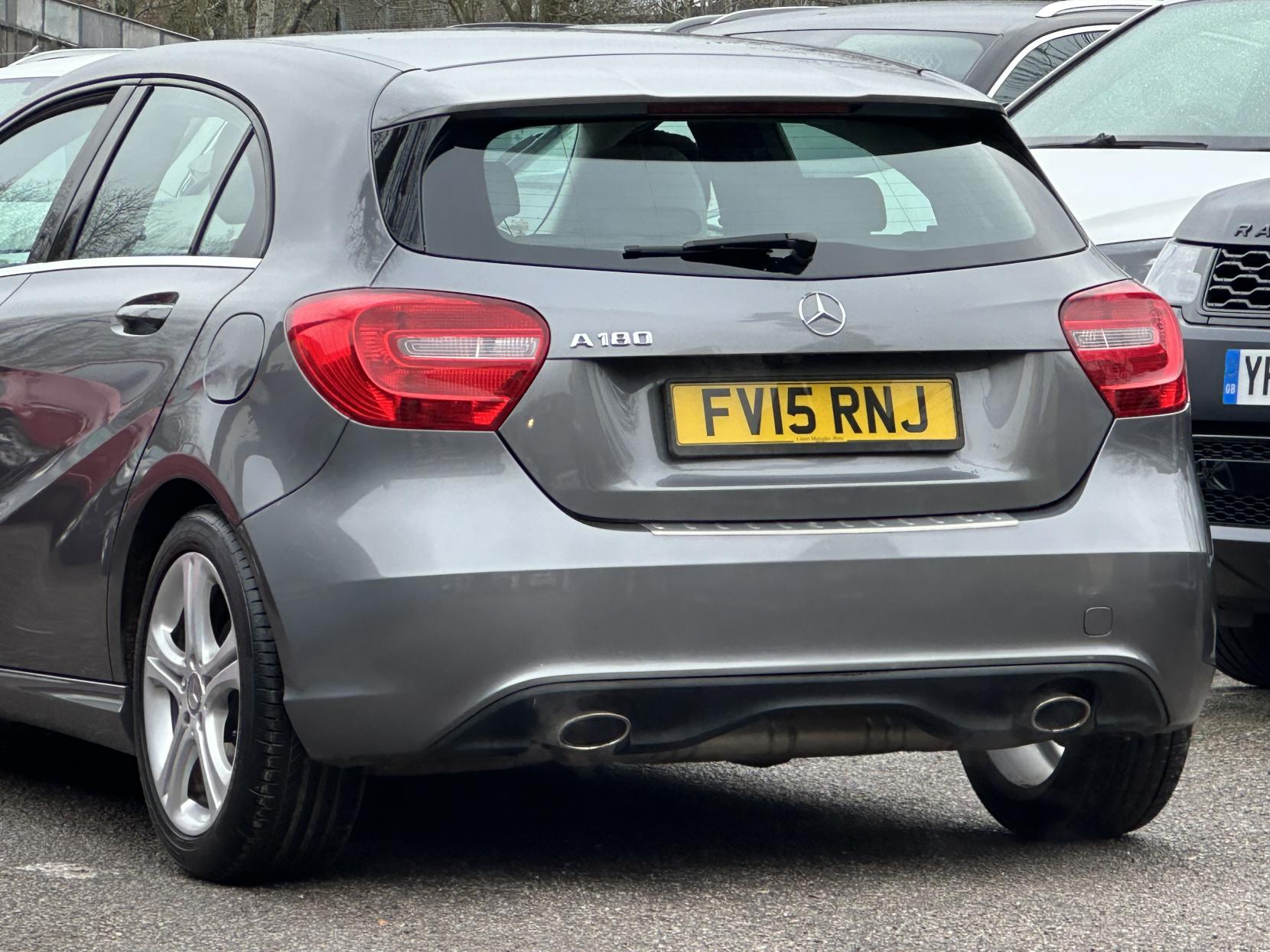 Mercedes-Benz A Class 1.6 A180 Sport Edition Hatchback 5dr Petrol 7G-DCT Euro 6 (s/s) (122 ps)