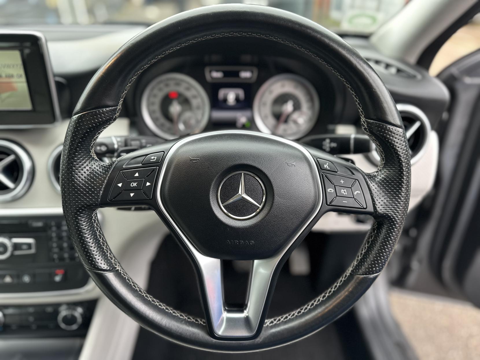 Mercedes-Benz A Class 1.6 A180 Sport Edition Hatchback 5dr Petrol 7G-DCT Euro 6 (s/s) (122 ps)