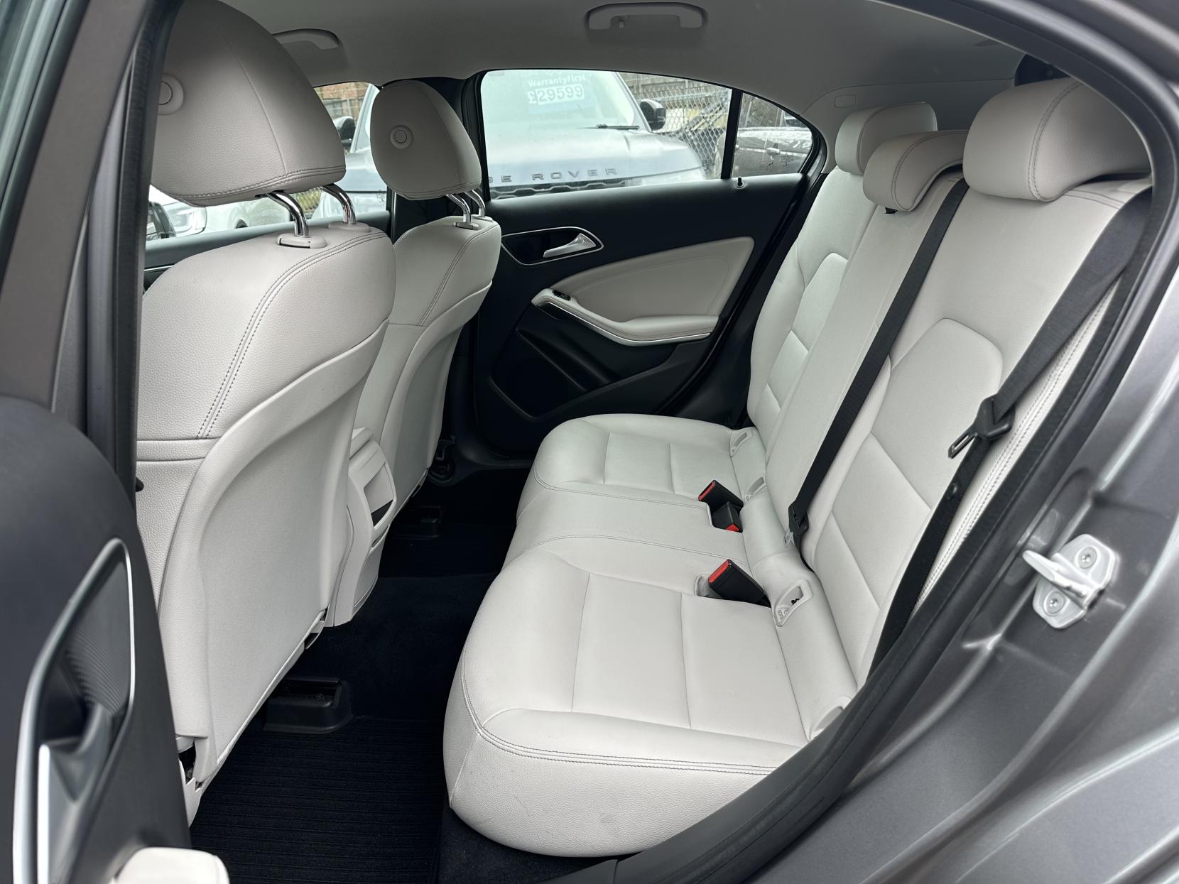 Mercedes-Benz A Class 1.6 A180 Sport Edition Hatchback 5dr Petrol 7G-DCT Euro 6 (s/s) (122 ps)