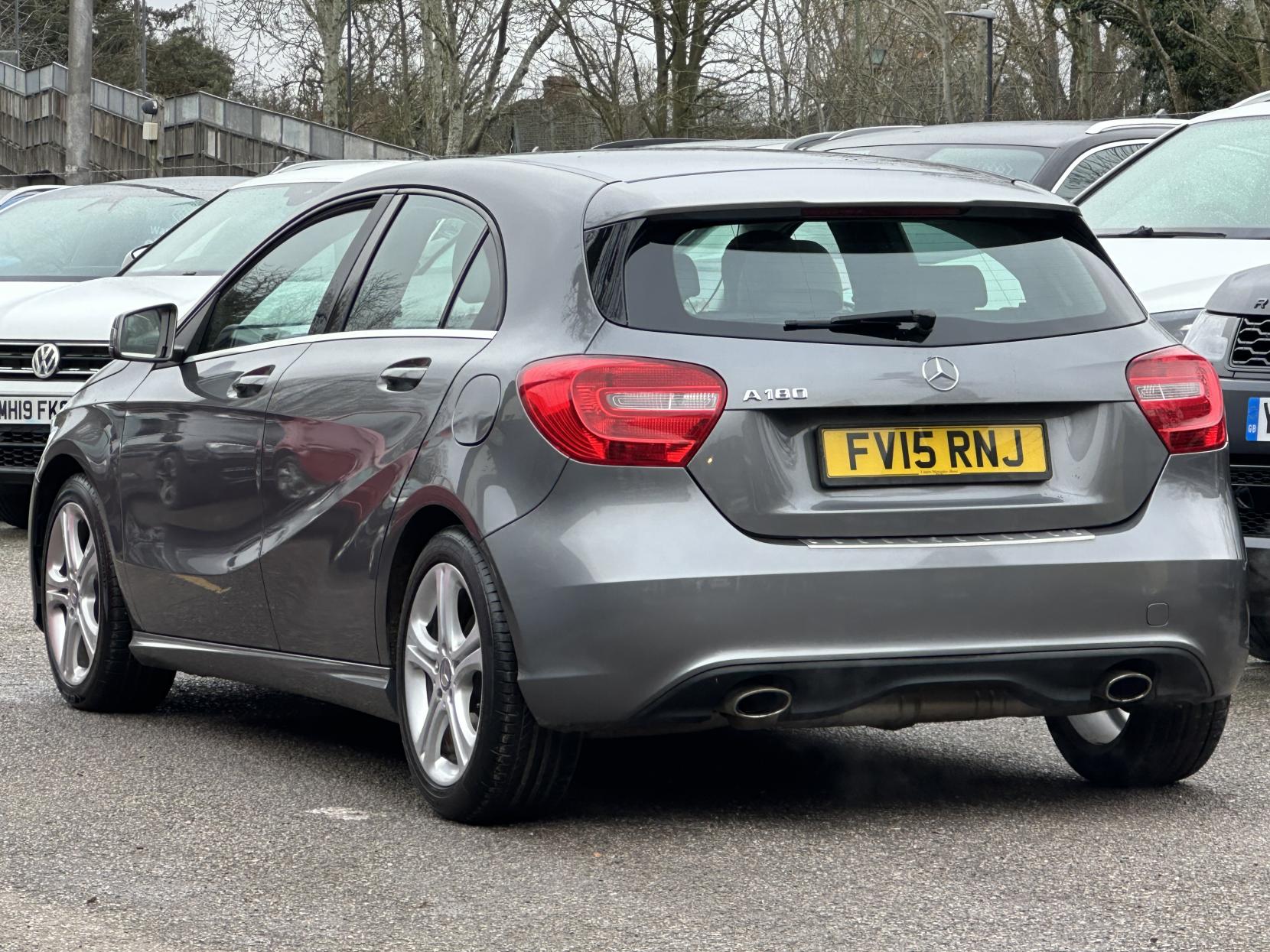 Mercedes-Benz A Class 1.6 A180 Sport Edition Hatchback 5dr Petrol 7G-DCT Euro 6 (s/s) (122 ps)