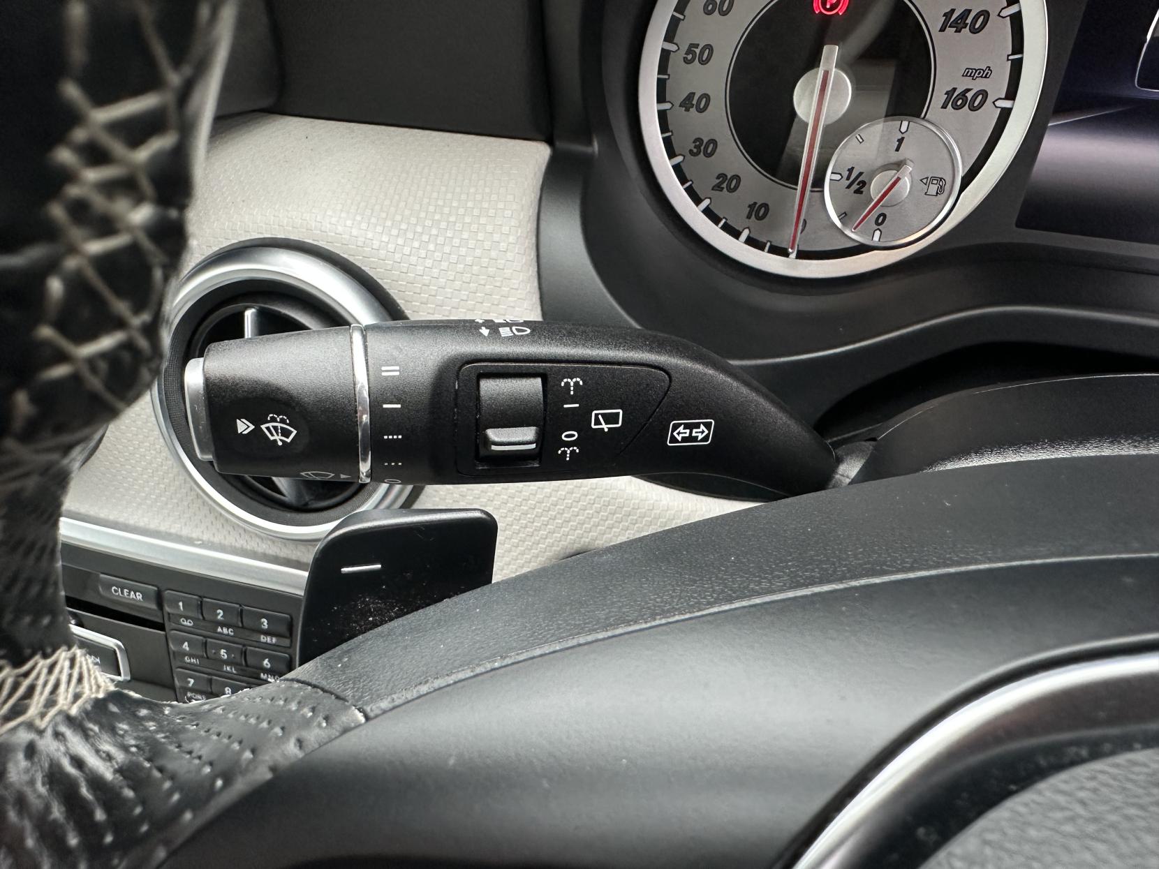 Mercedes-Benz A Class 1.6 A180 Sport Edition Hatchback 5dr Petrol 7G-DCT Euro 6 (s/s) (122 ps)