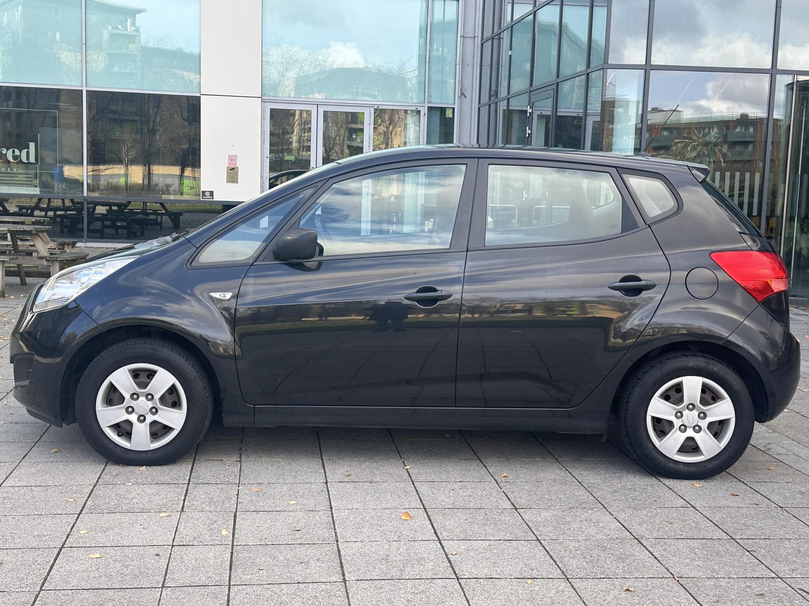 Kia Venga 1.4 1 MPV 5dr Petrol Manual Euro 5 (89 bhp)