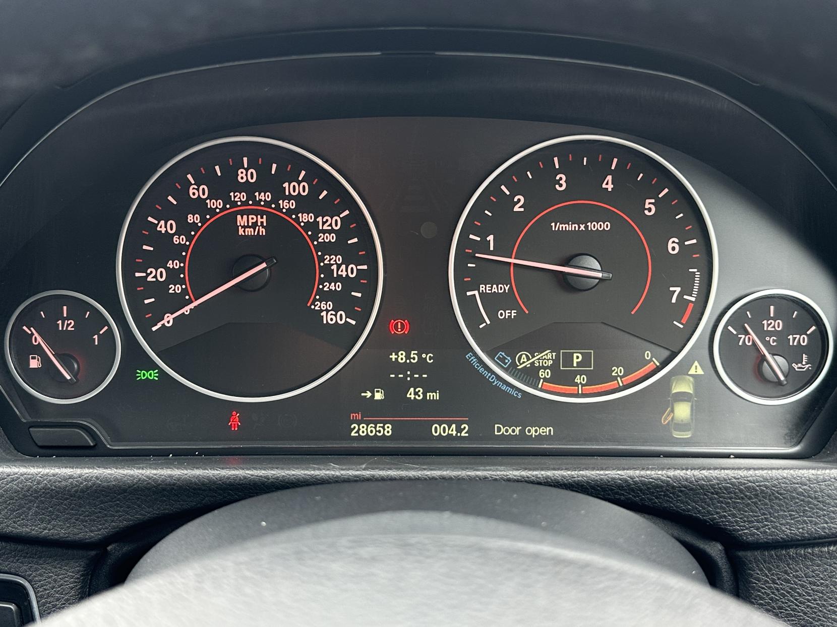 BMW 3 Series 2.0 320i Luxury Saloon 4dr Petrol Auto Euro 6 (s/s) (184 ps)