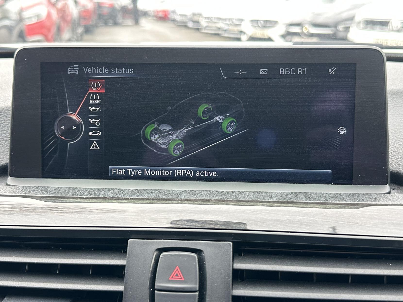 BMW 3 Series 2.0 320i Luxury Saloon 4dr Petrol Auto Euro 6 (s/s) (184 ps)