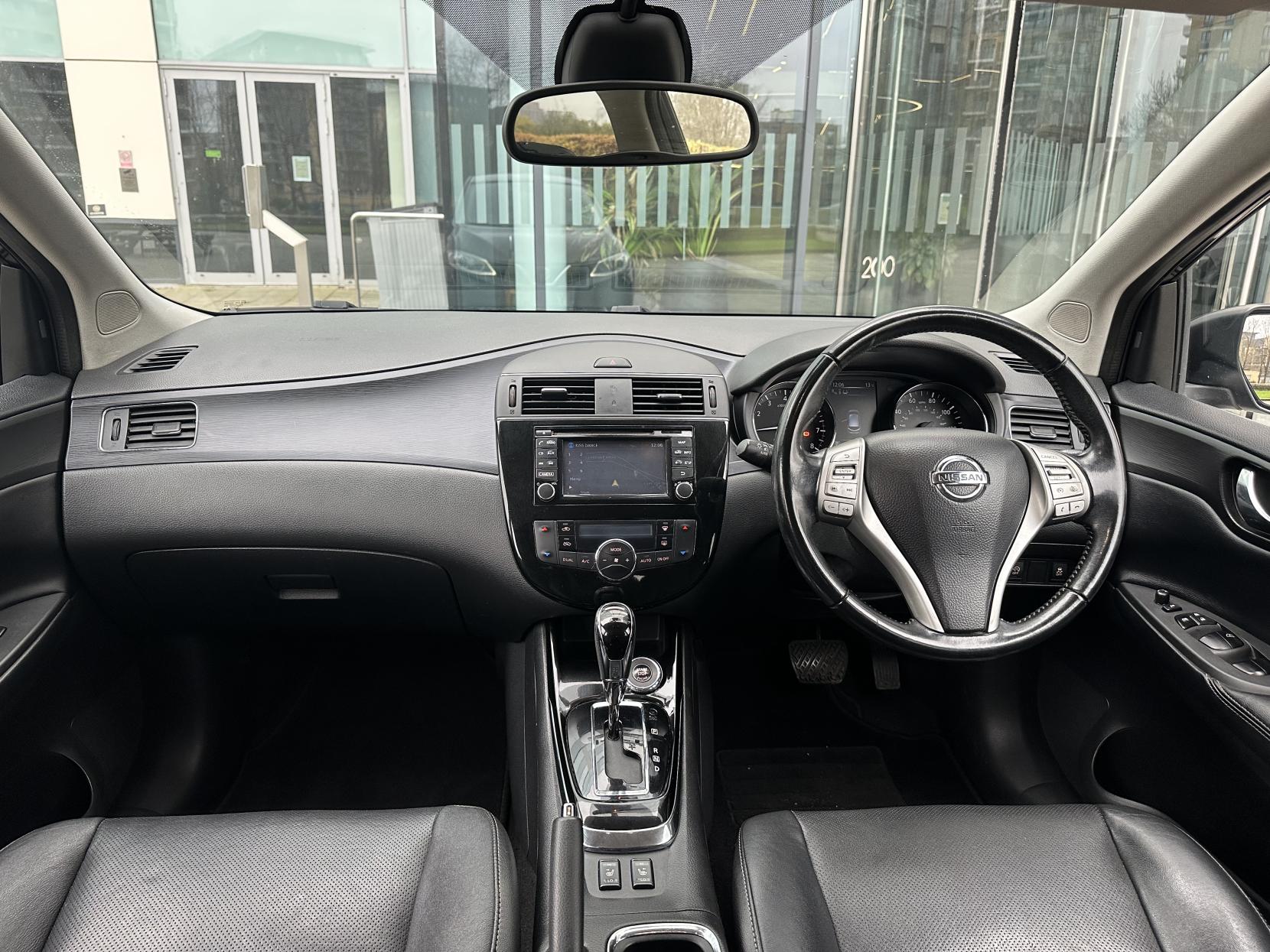 Nissan Pulsar 1.2 DIG-T Tekna Hatchback 5dr Petrol XTRON Euro 6 (s/s) (115 ps)