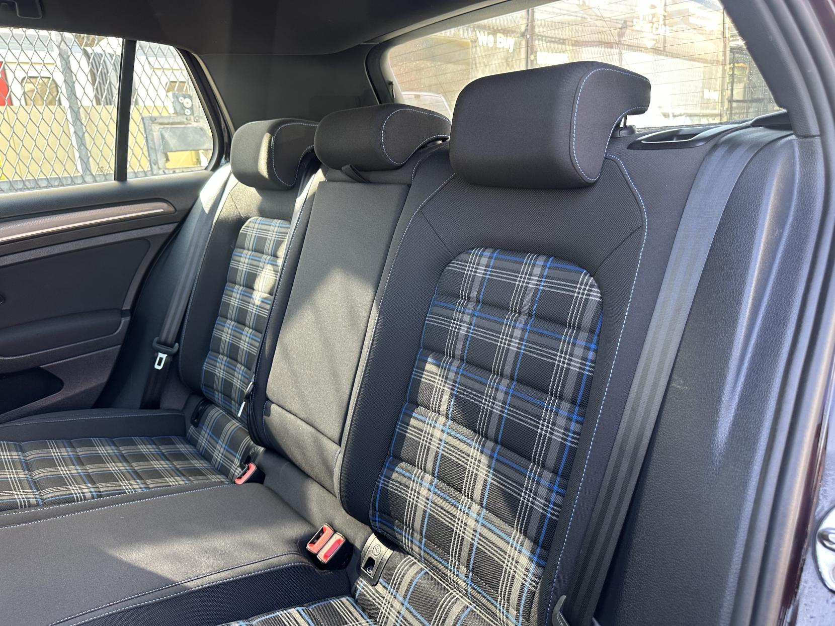 Volkswagen Golf 1.4 TSI 8.7kWh GTE Hatchback 5dr Petrol Plug-in Hybrid DSG Euro 6 (s/s) (204 ps)