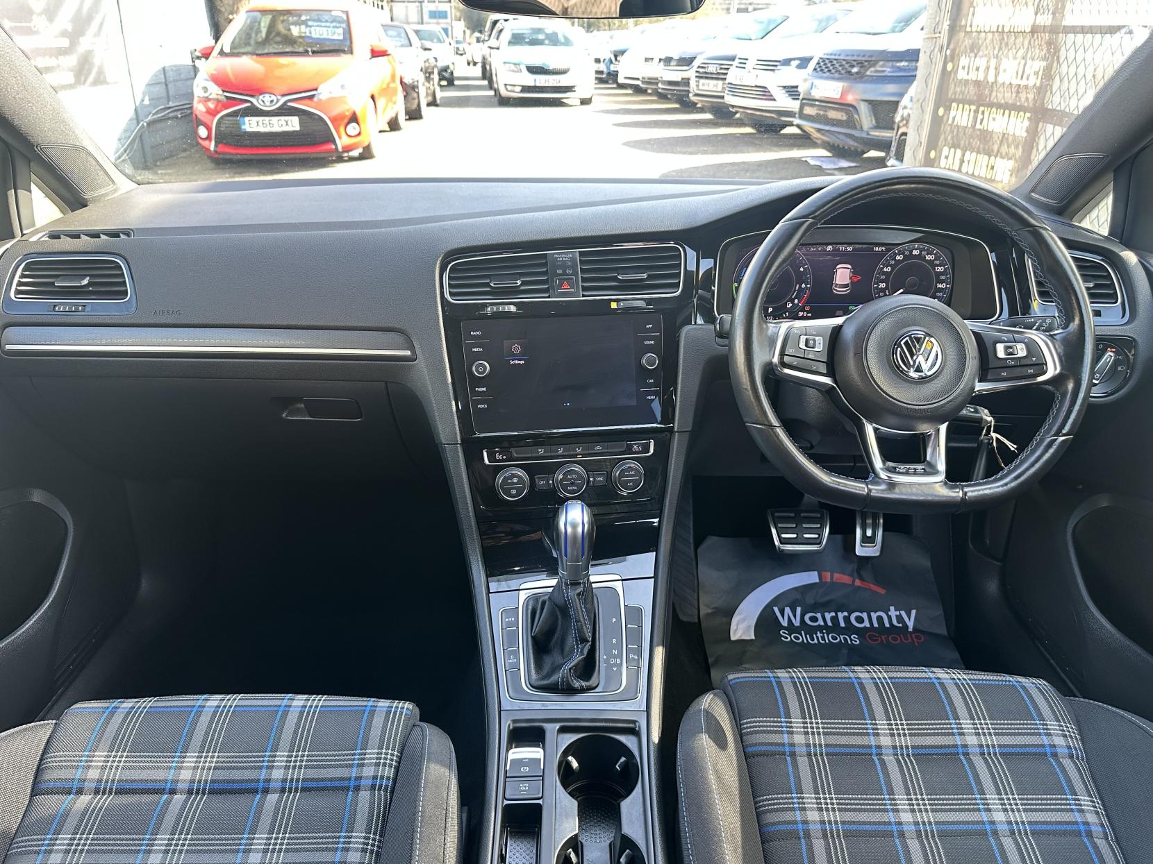 Volkswagen Golf 1.4 TSI 8.7kWh GTE Hatchback 5dr Petrol Plug-in Hybrid DSG Euro 6 (s/s) (204 ps)