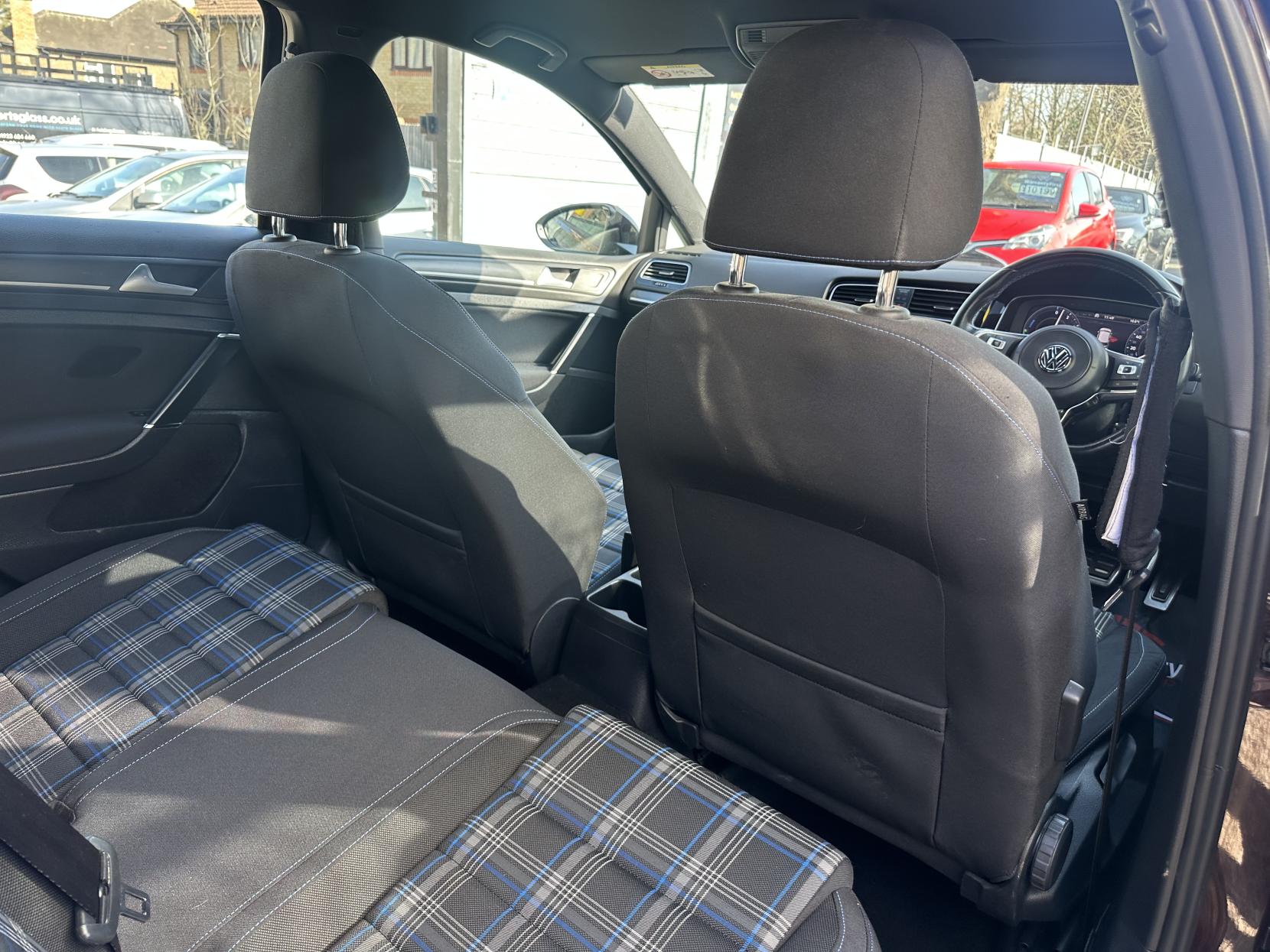 Volkswagen Golf 1.4 TSI 8.7kWh GTE Hatchback 5dr Petrol Plug-in Hybrid DSG Euro 6 (s/s) (204 ps)