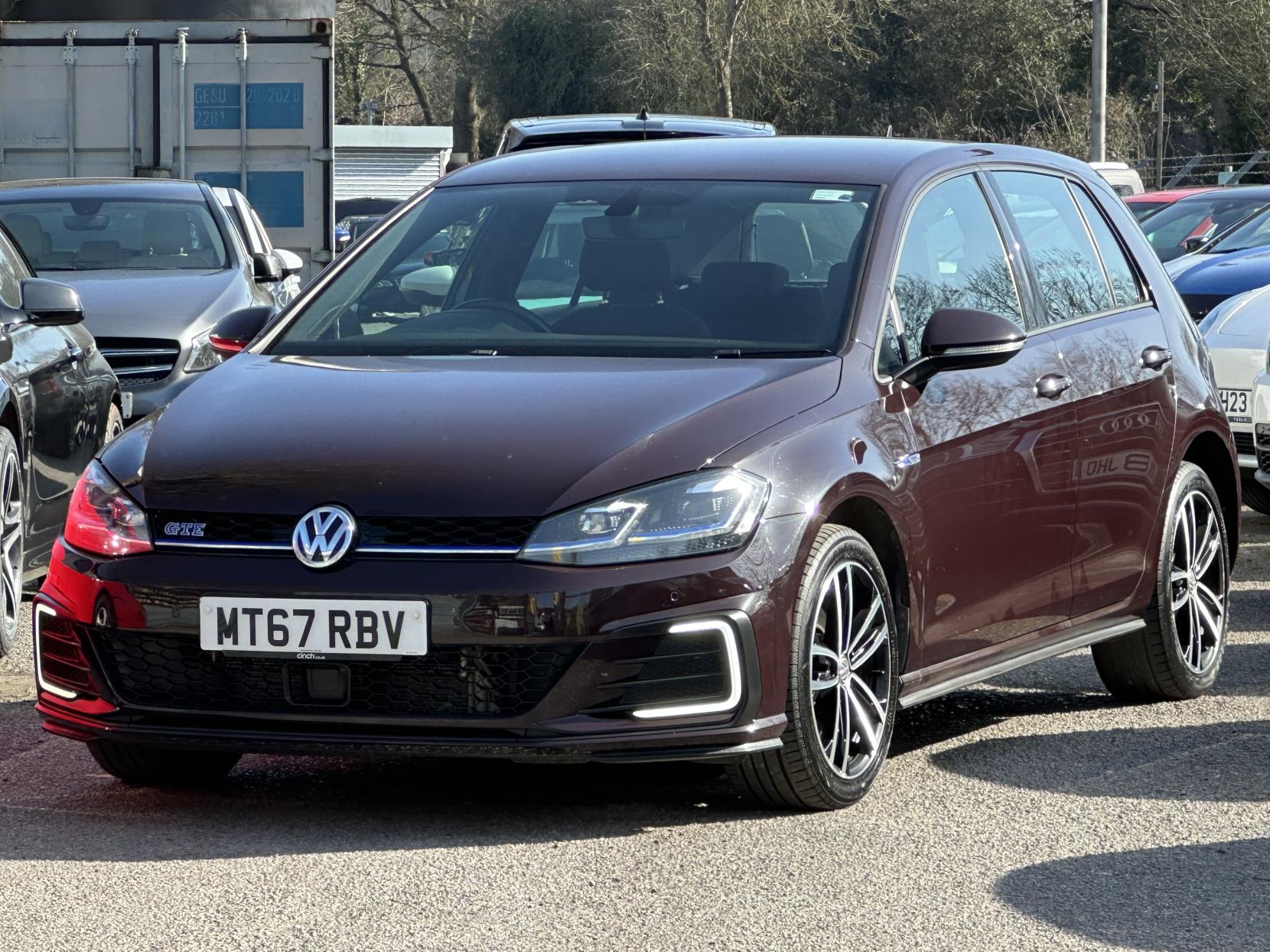 Volkswagen Golf 1.4 TSI 8.7kWh GTE Hatchback 5dr Petrol Plug-in Hybrid DSG Euro 6 (s/s) (204 ps)