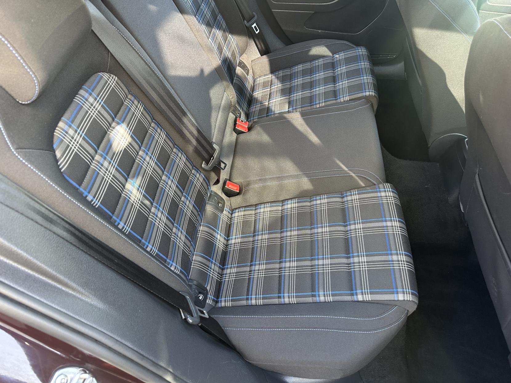 Volkswagen Golf 1.4 TSI 8.7kWh GTE Hatchback 5dr Petrol Plug-in Hybrid DSG Euro 6 (s/s) (204 ps)