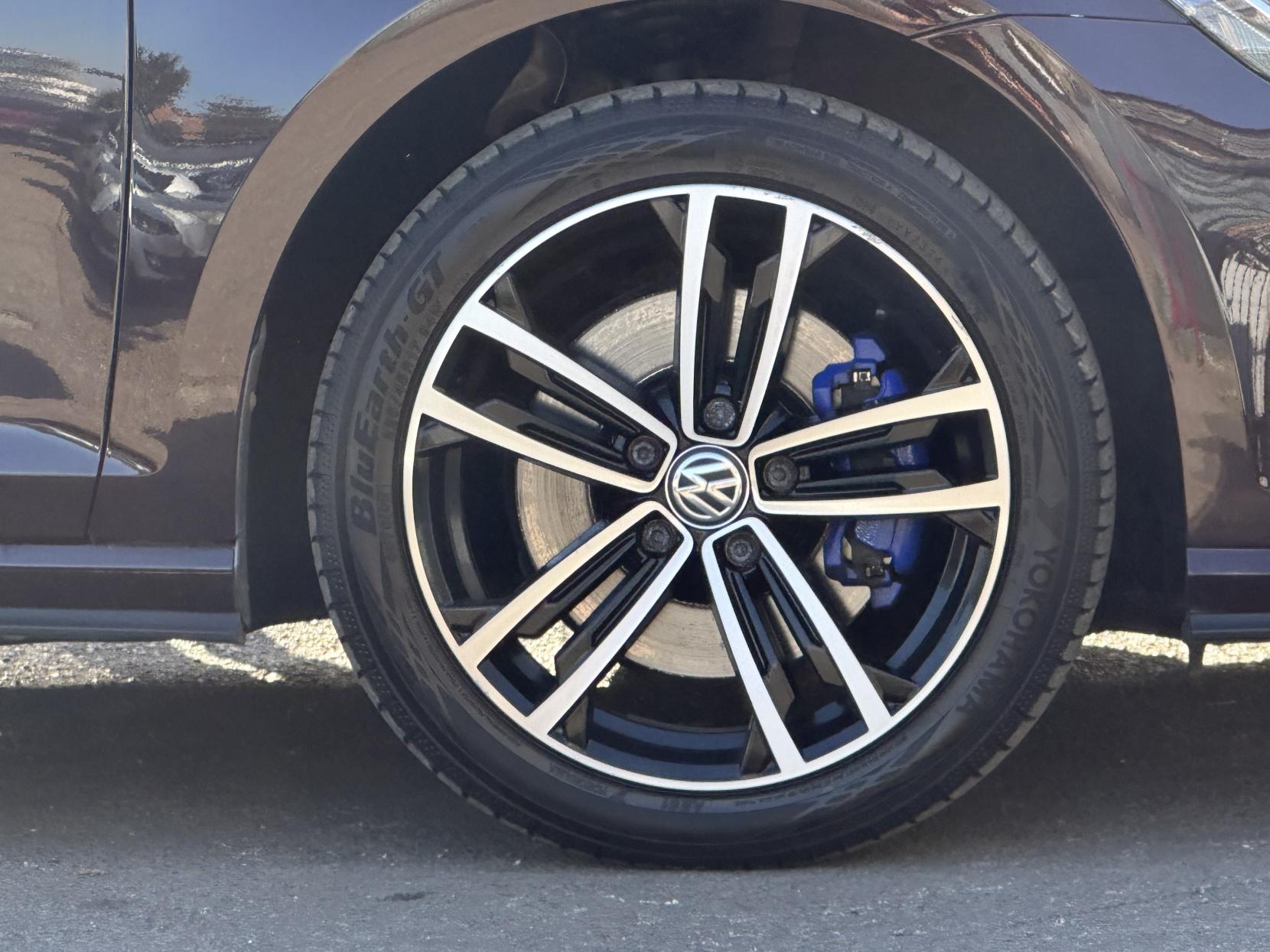 Volkswagen Golf 1.4 TSI 8.7kWh GTE Hatchback 5dr Petrol Plug-in Hybrid DSG Euro 6 (s/s) (204 ps)