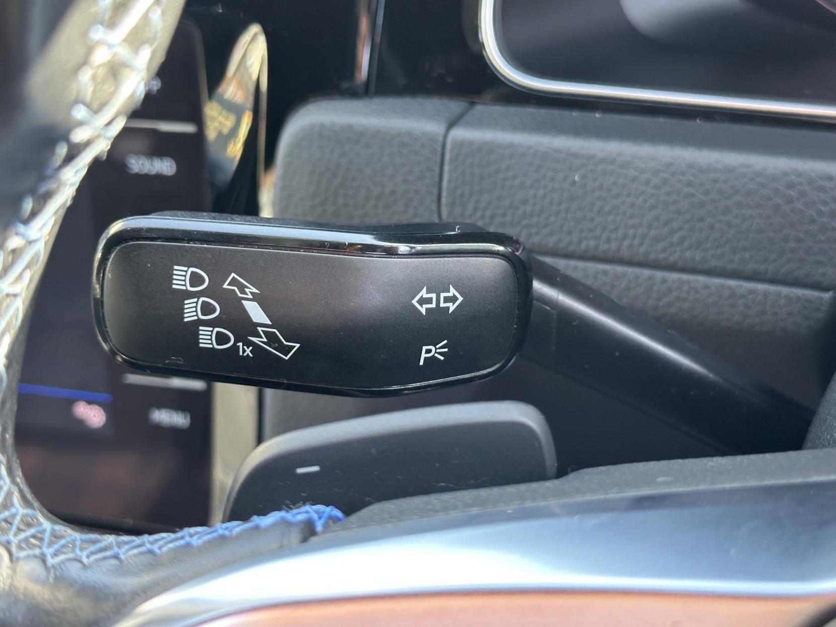 Volkswagen Golf 1.4 TSI 8.7kWh GTE Hatchback 5dr Petrol Plug-in Hybrid DSG Euro 6 (s/s) (204 ps)