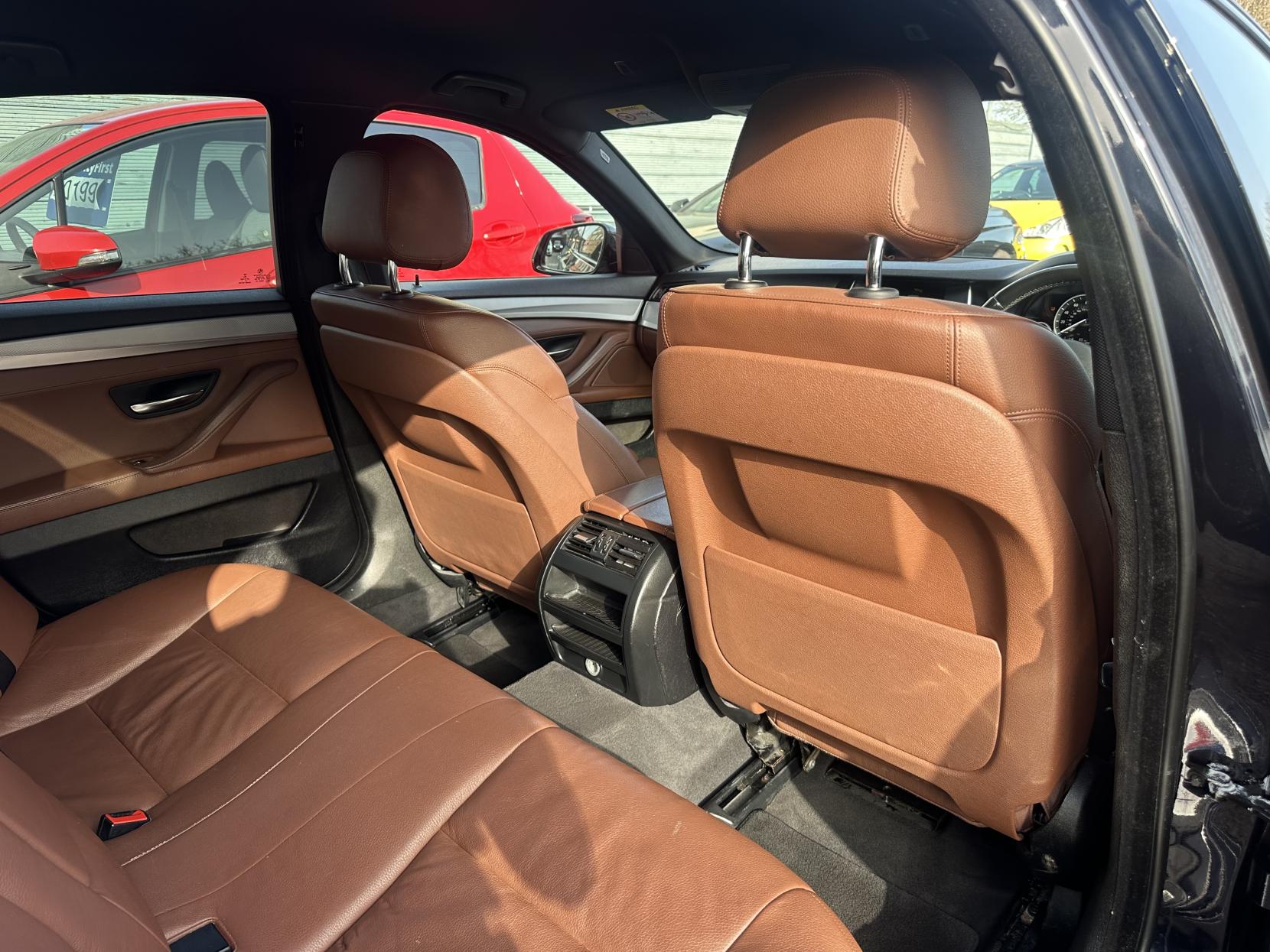 BMW 5 Series 3.0 530d M Sport Saloon 4dr Diesel Auto Euro 6 (s/s) (258 ps)