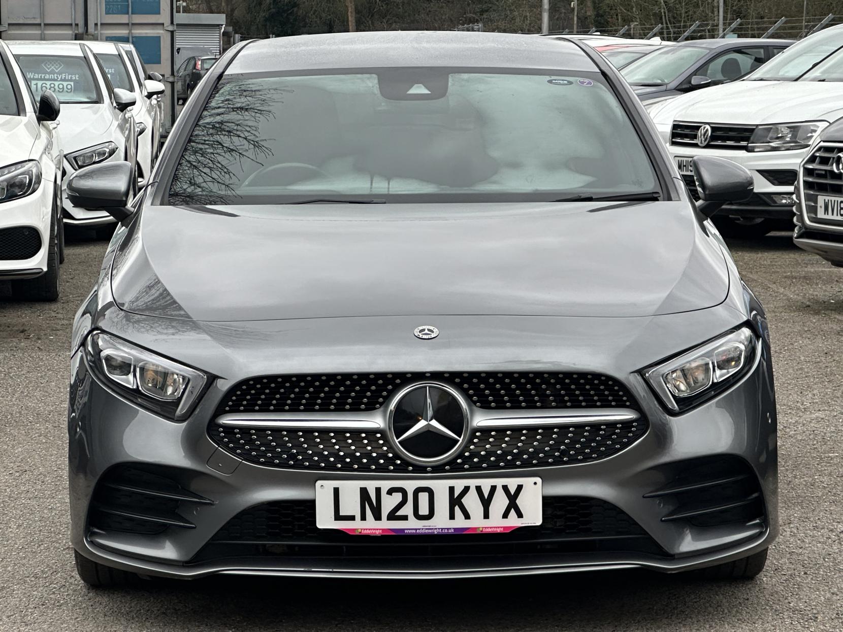 Mercedes-Benz A Class 1.3 A180 AMG Line (Executive) Hatchback 5dr Petrol 7G-DCT Euro 6 (s/s) (136 ps)