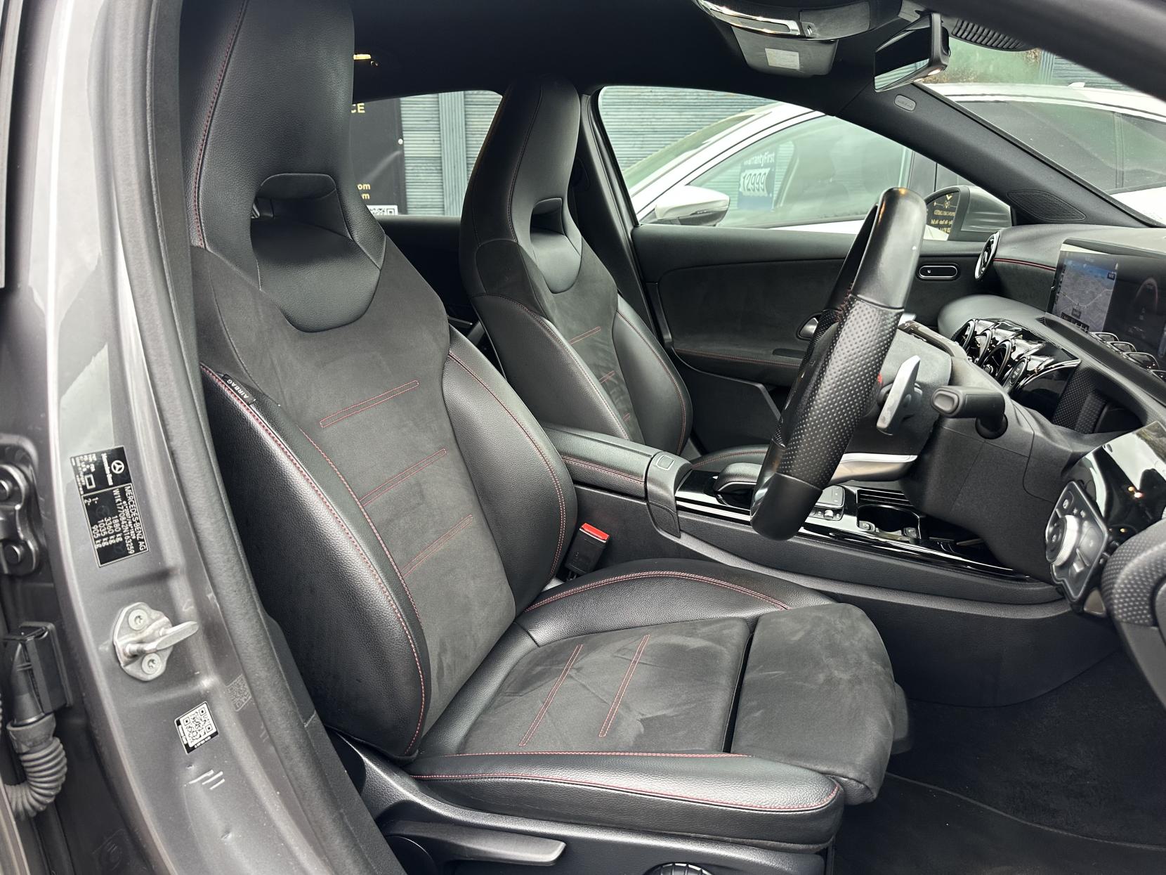 Mercedes-Benz A Class 1.3 A180 AMG Line (Executive) Hatchback 5dr Petrol 7G-DCT Euro 6 (s/s) (136 ps)