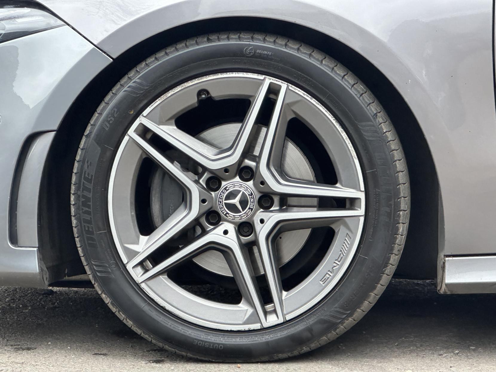 Mercedes-Benz A Class 1.3 A180 AMG Line (Executive) Hatchback 5dr Petrol 7G-DCT Euro 6 (s/s) (136 ps)