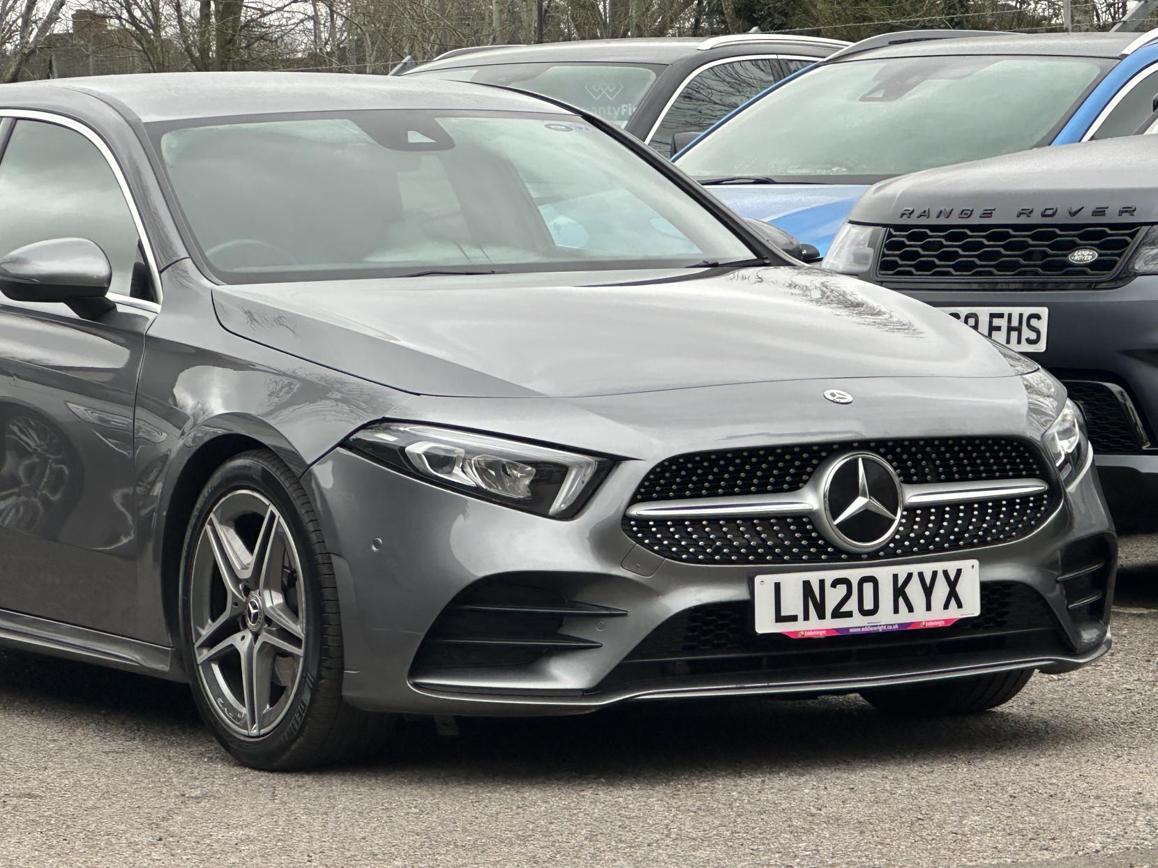 Mercedes-Benz A Class 1.3 A180 AMG Line (Executive) Hatchback 5dr Petrol 7G-DCT Euro 6 (s/s) (136 ps)