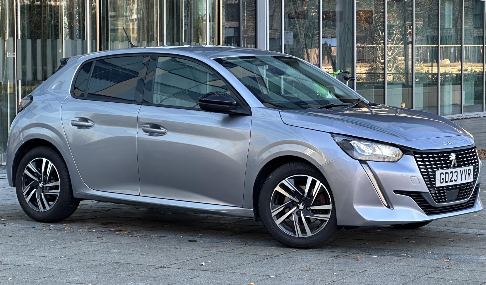 Peugeot 208 1.2 PureTech Allure Premium + Hatchback 5dr Petrol Manual Euro 6 (s/s) (100 ps)