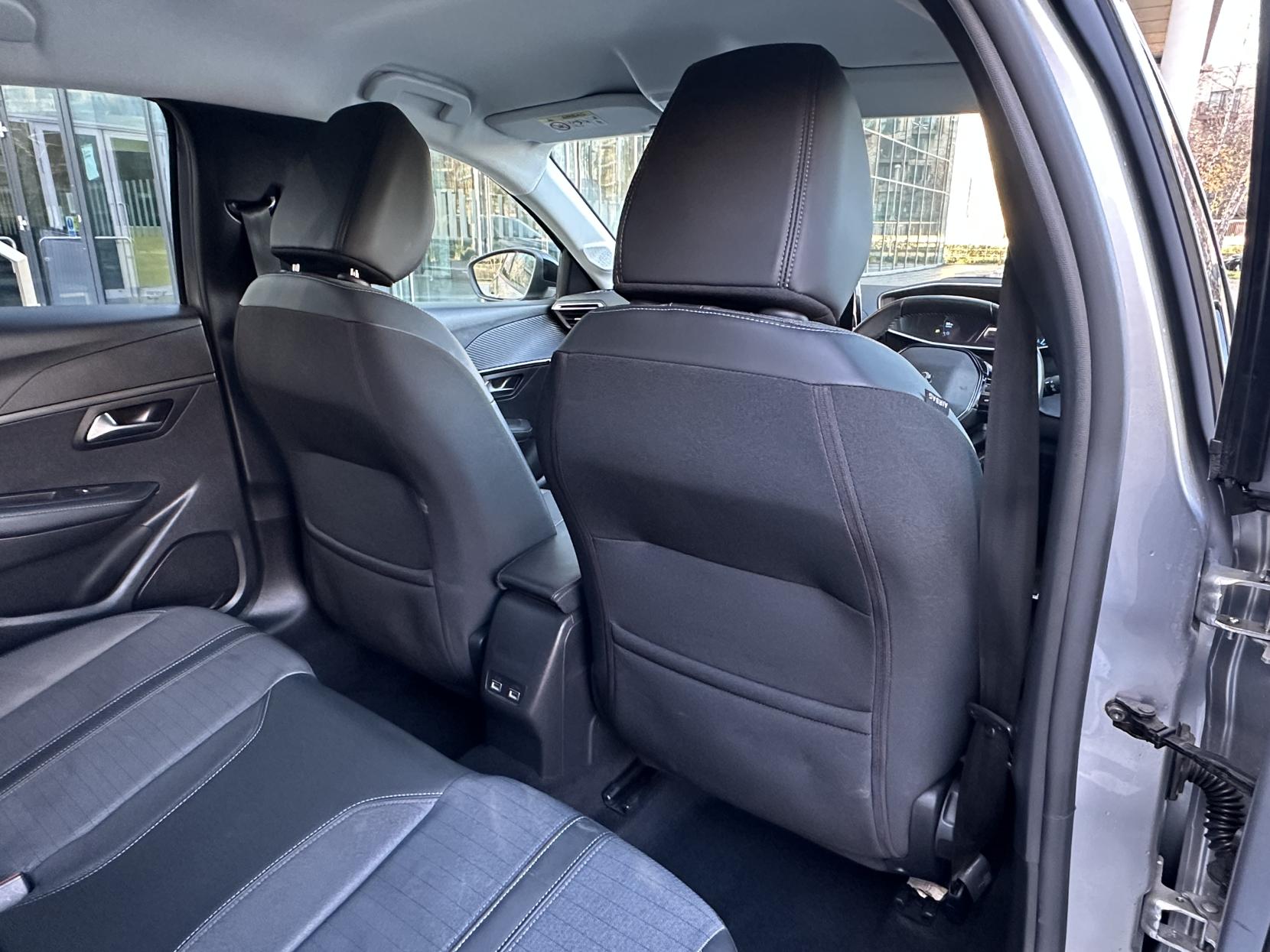 Peugeot 208 1.2 PureTech Allure Premium + Hatchback 5dr Petrol Manual Euro 6 (s/s) (100 ps)