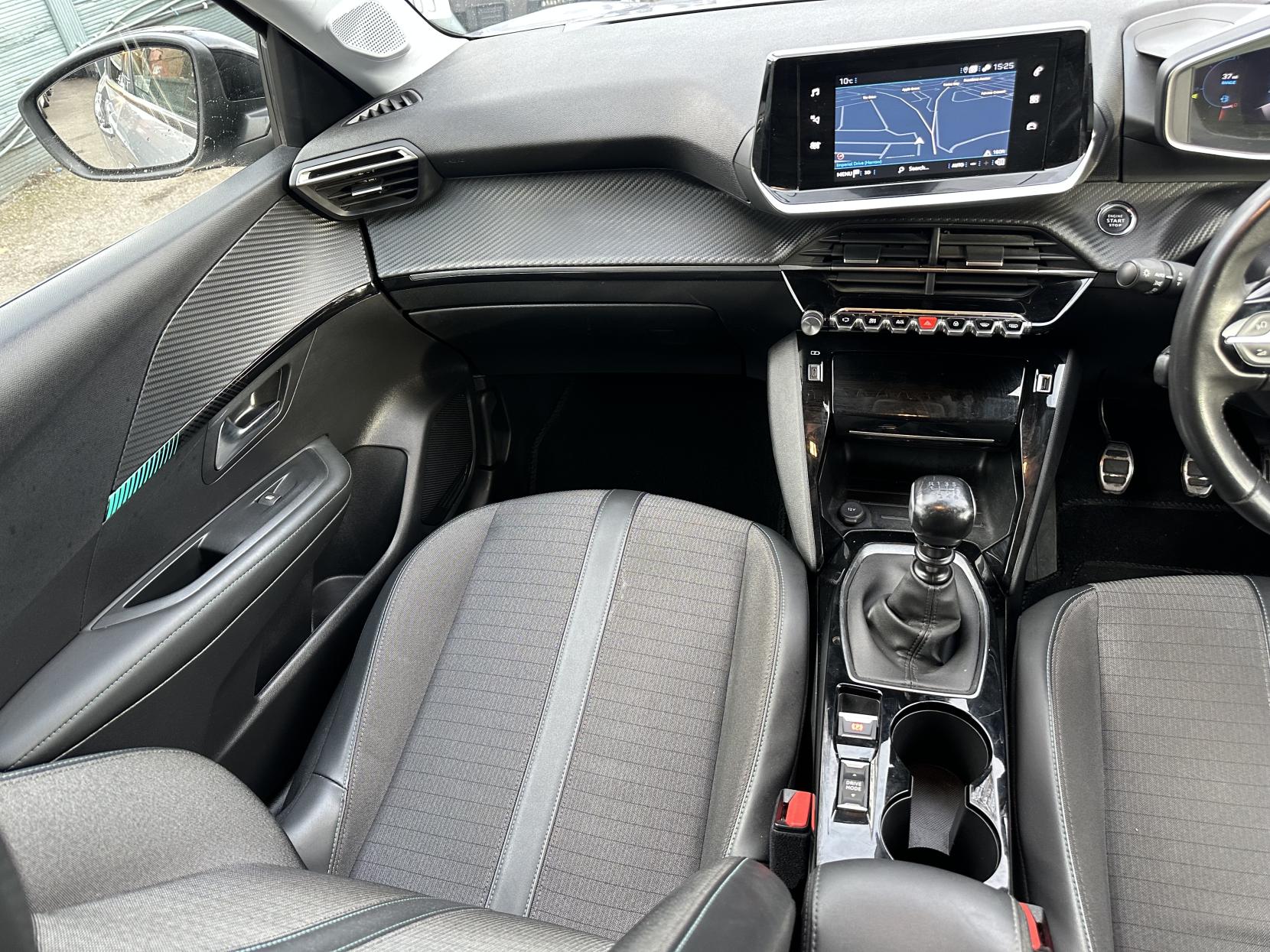 Peugeot 208 1.2 PureTech Allure Premium + Hatchback 5dr Petrol Manual Euro 6 (s/s) (100 ps)