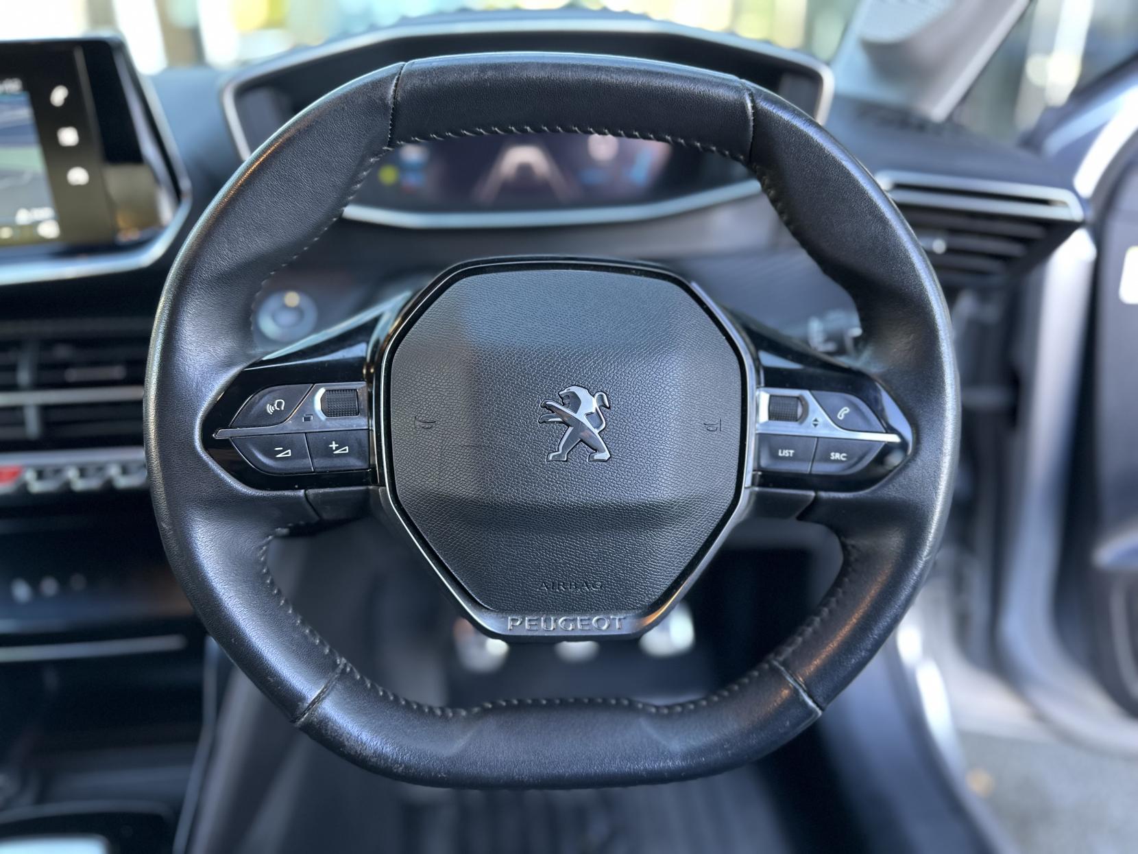 Peugeot 208 1.2 PureTech Allure Premium + Hatchback 5dr Petrol Manual Euro 6 (s/s) (100 ps)