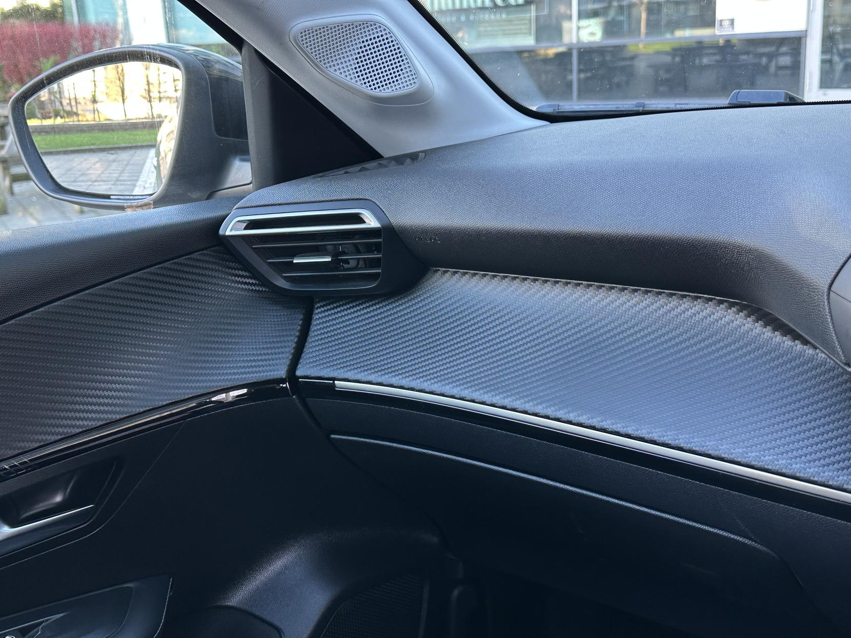 Peugeot 208 1.2 PureTech Allure Premium + Hatchback 5dr Petrol Manual Euro 6 (s/s) (100 ps)