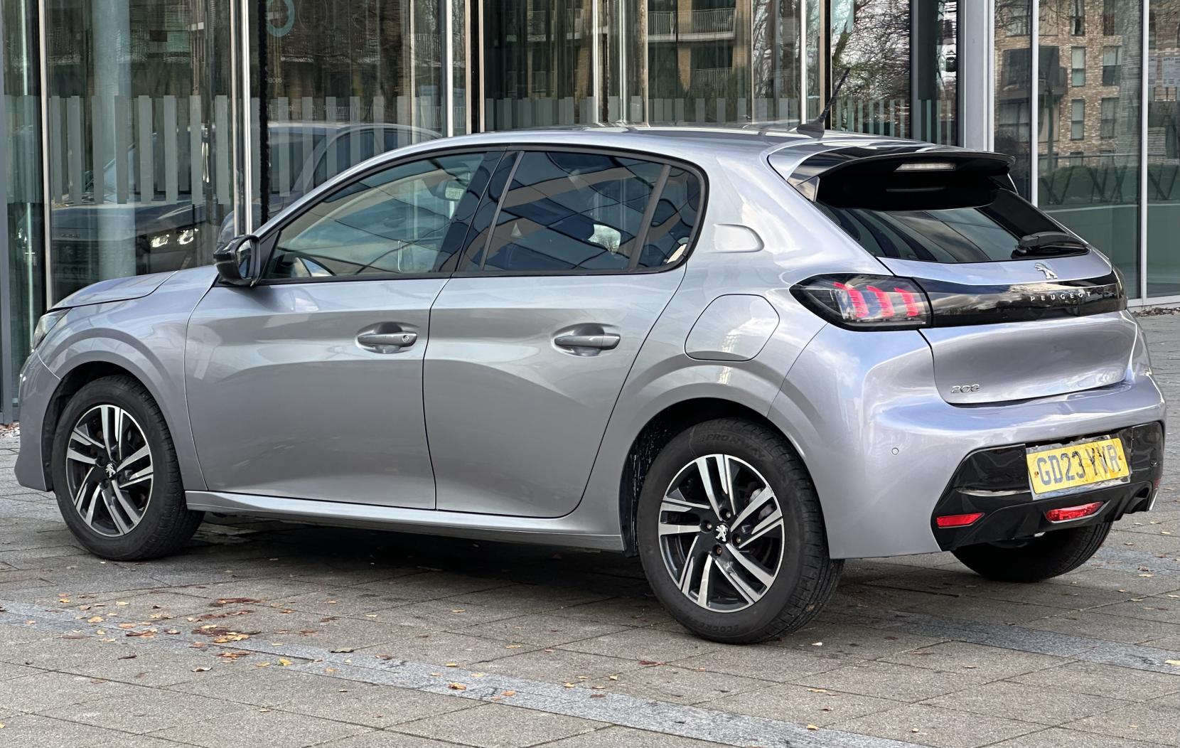 Peugeot 208 1.2 PureTech Allure Premium + Hatchback 5dr Petrol Manual Euro 6 (s/s) (100 ps)