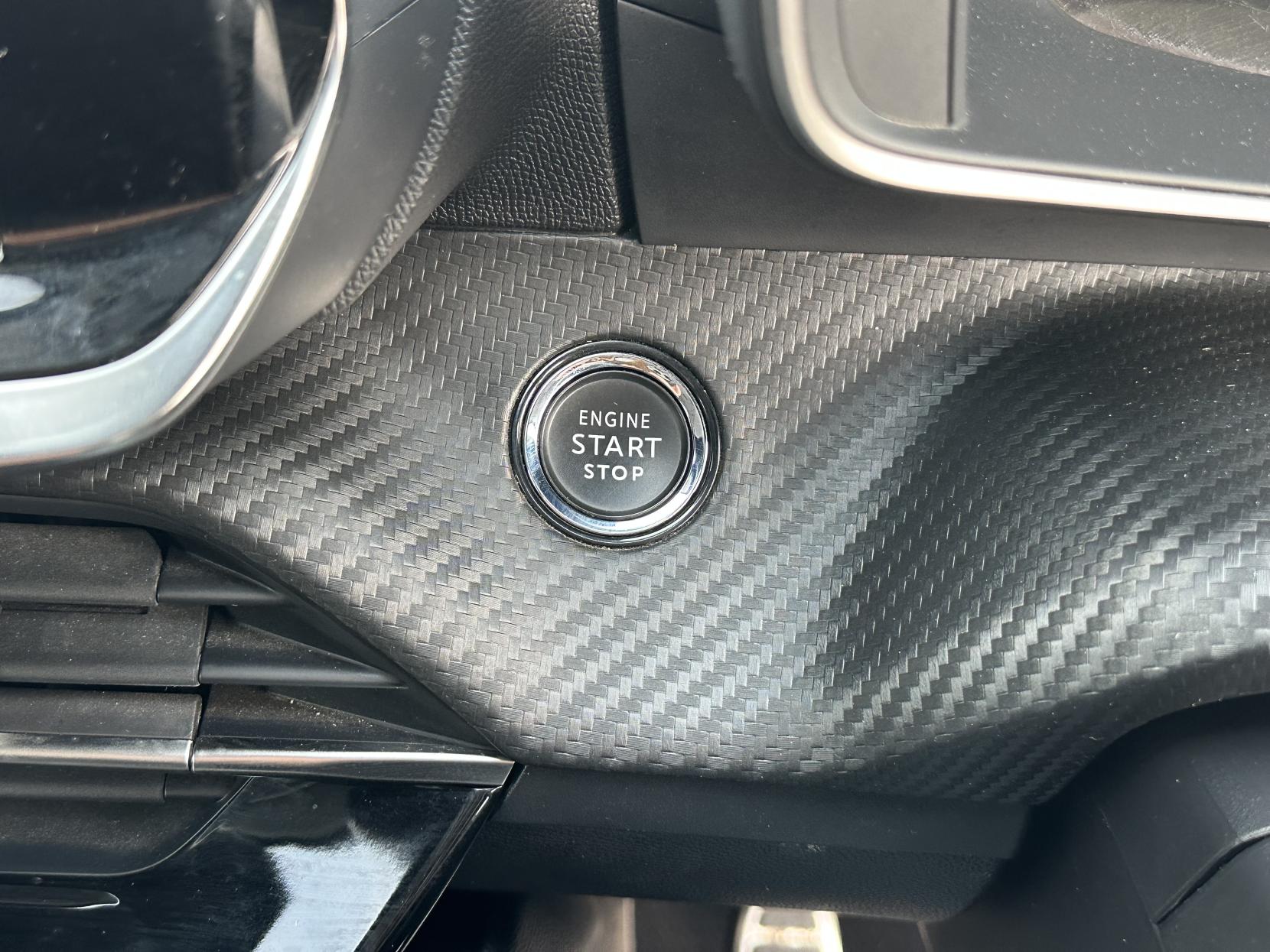 Peugeot 208 1.2 PureTech Allure Premium + Hatchback 5dr Petrol Manual Euro 6 (s/s) (100 ps)