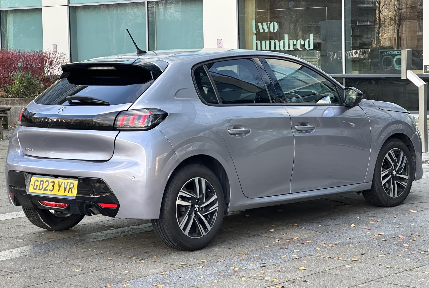 Peugeot 208 1.2 PureTech Allure Premium + Hatchback 5dr Petrol Manual Euro 6 (s/s) (100 ps)