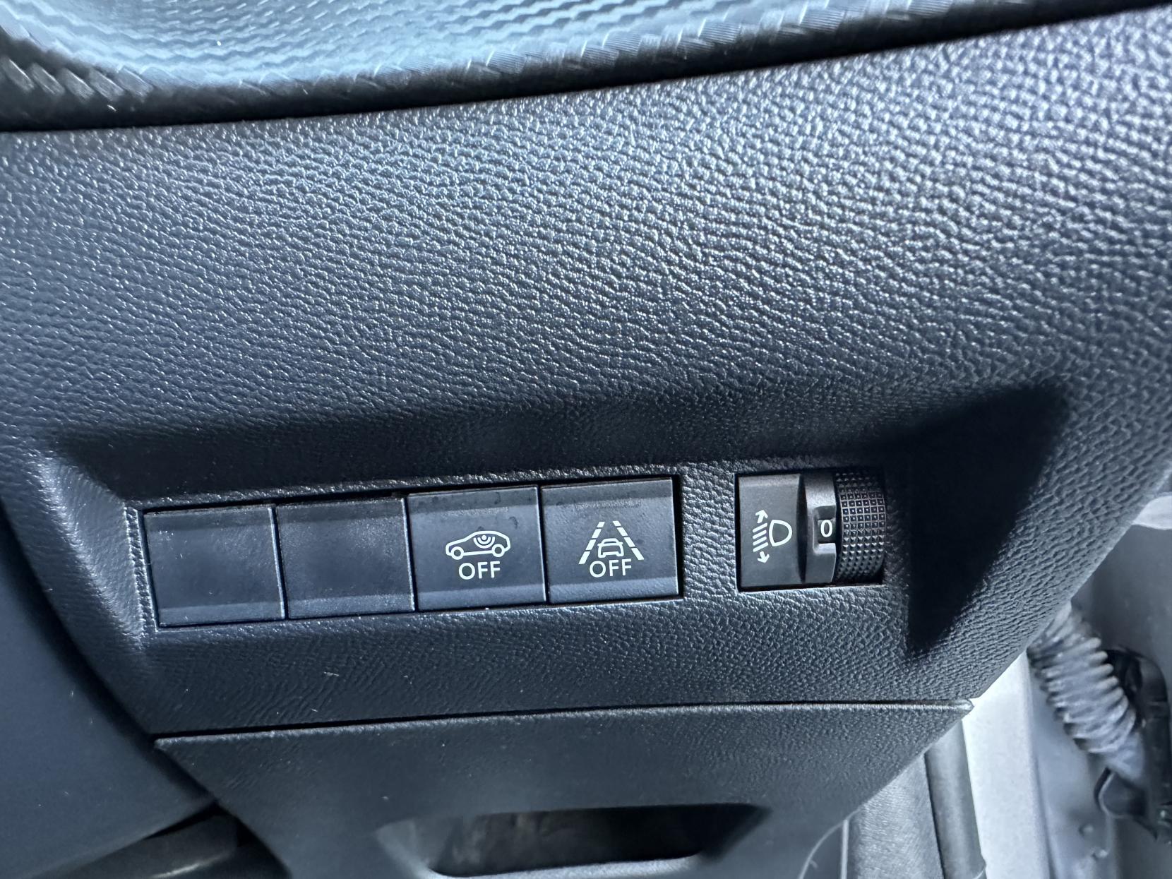 Peugeot 208 1.2 PureTech Allure Premium + Hatchback 5dr Petrol Manual Euro 6 (s/s) (100 ps)