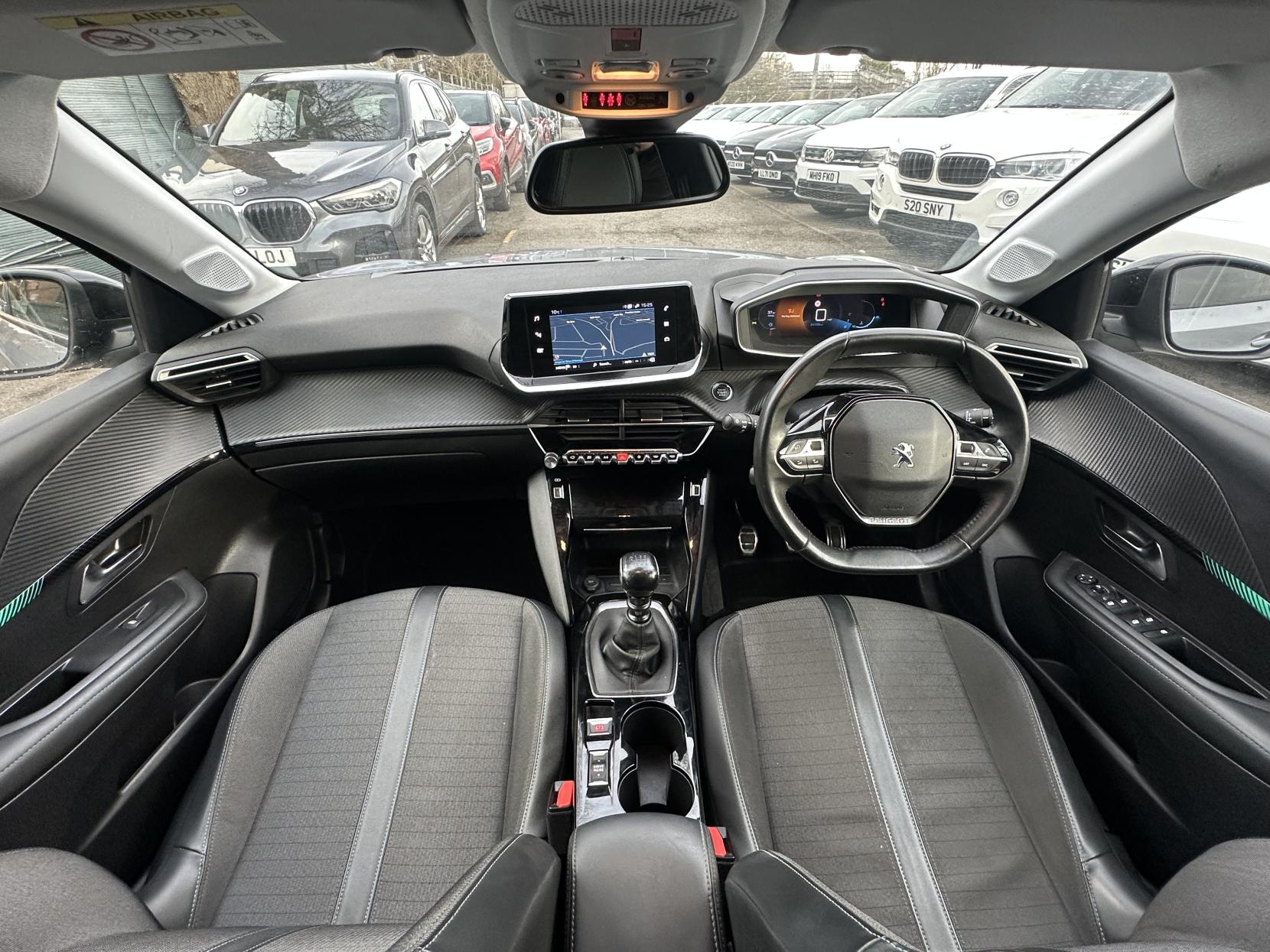 Peugeot 208 1.2 PureTech Allure Premium + Hatchback 5dr Petrol Manual Euro 6 (s/s) (100 ps)