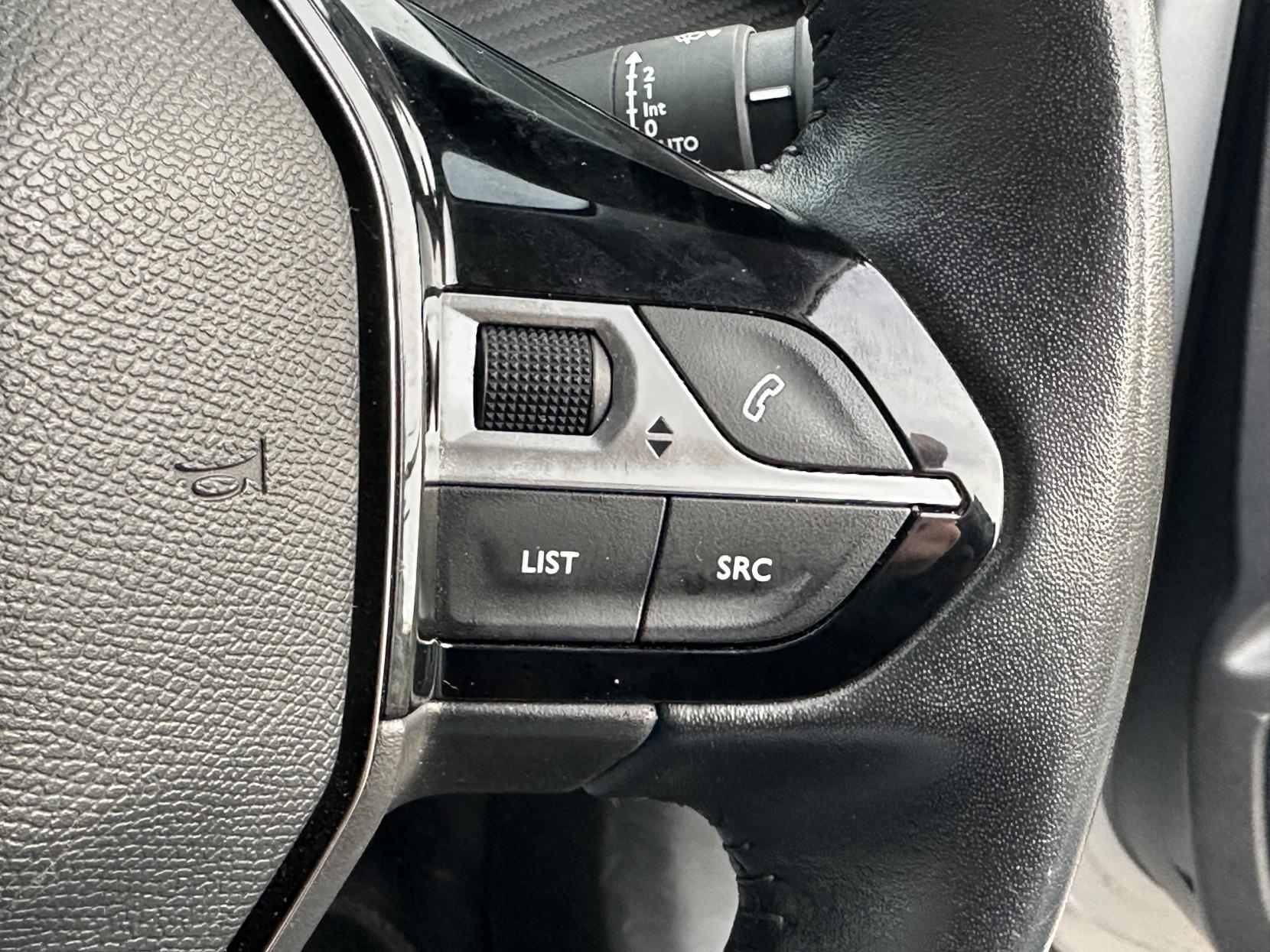 Peugeot 208 1.2 PureTech Allure Premium + Hatchback 5dr Petrol Manual Euro 6 (s/s) (100 ps)